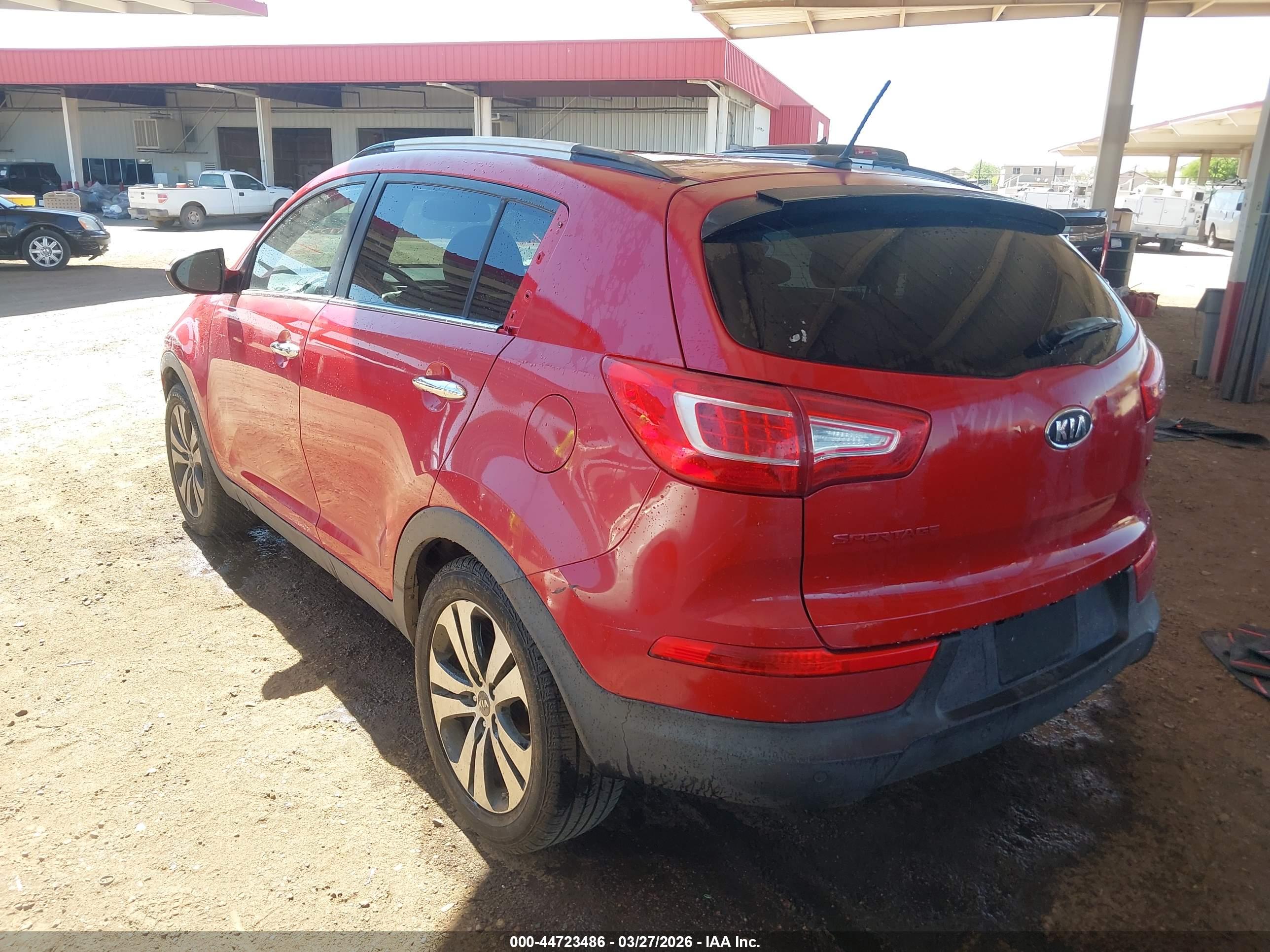 KIA SPORTAGE image 3