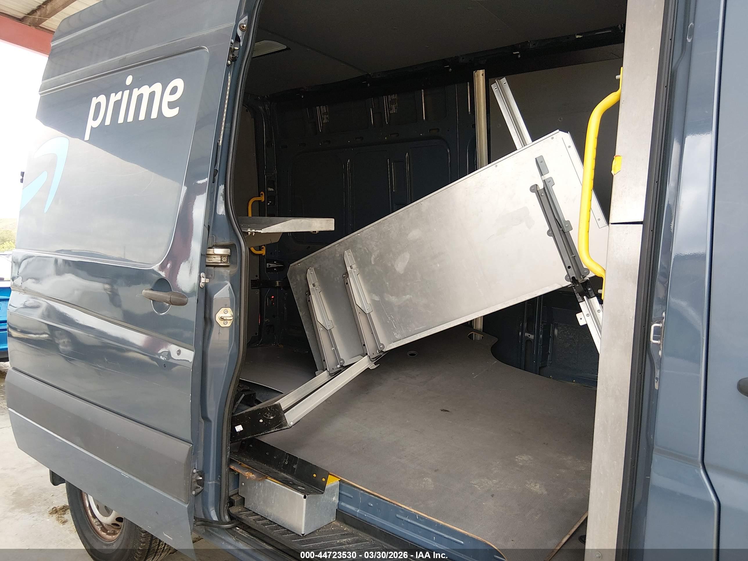 MERCEDES-BENZ SPRINTER image 8