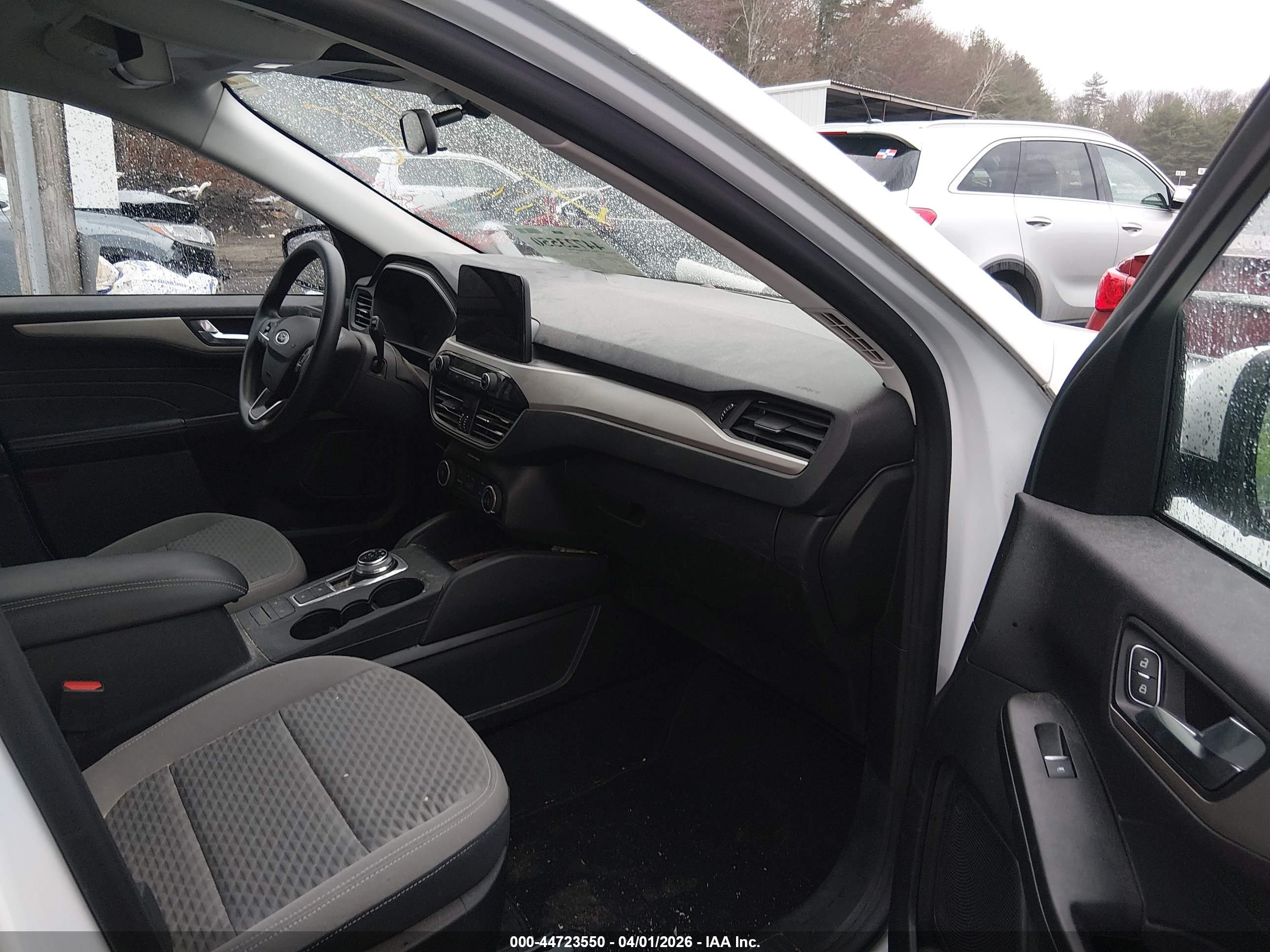 FORD ESCAPE image 5