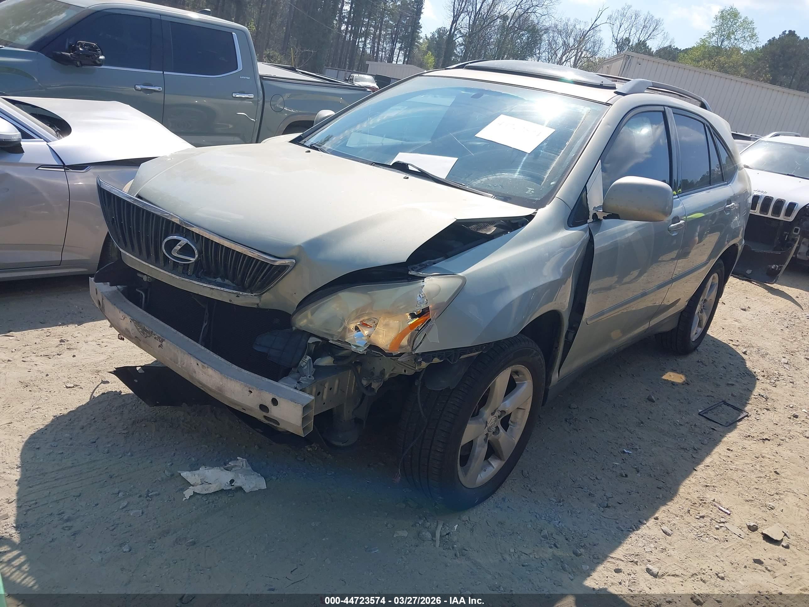 LEXUS RX image 2
