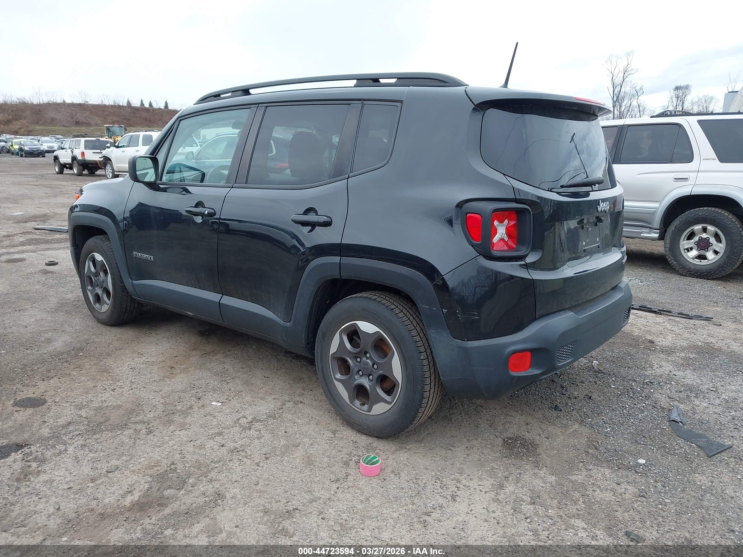 JEEP RENEGADE image 3