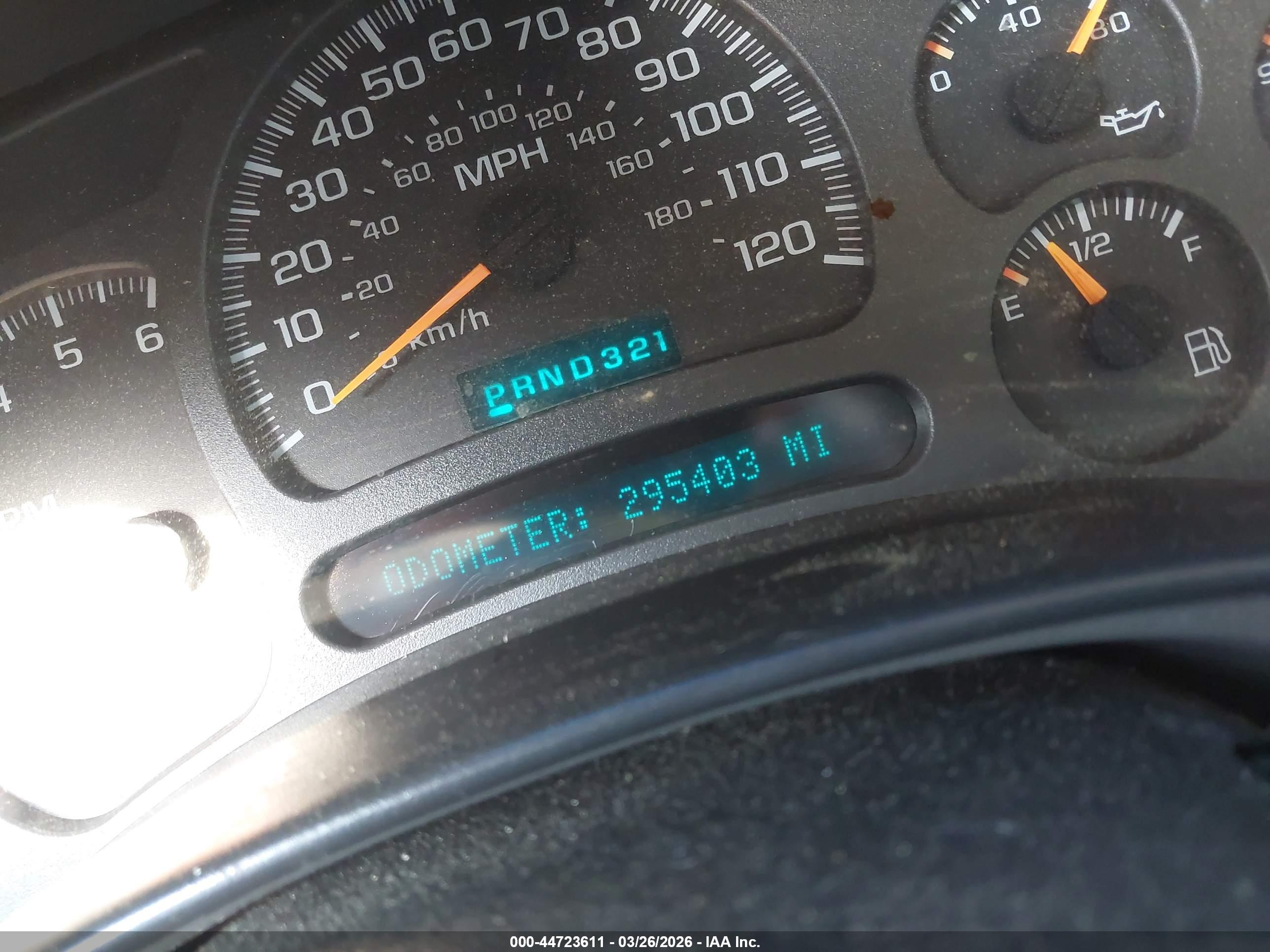 CHEVROLET TAHOE image 7