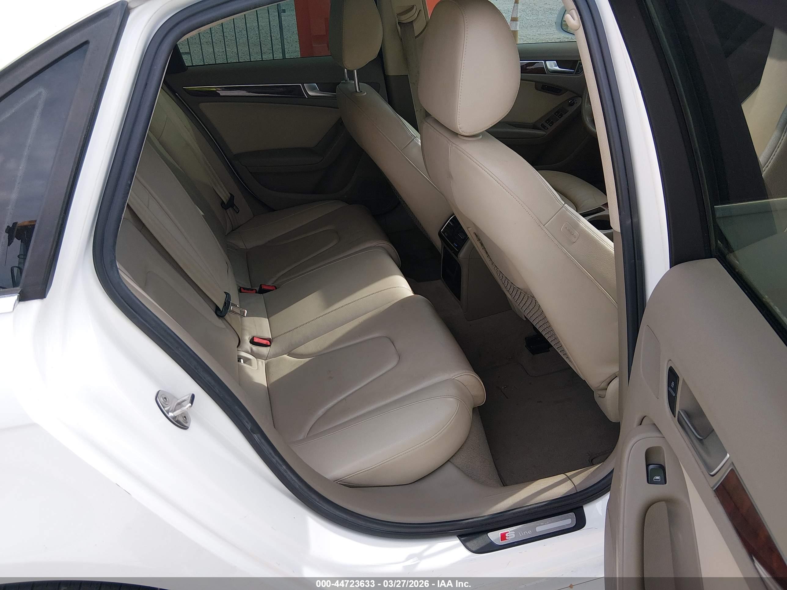 AUDI A4 image 8