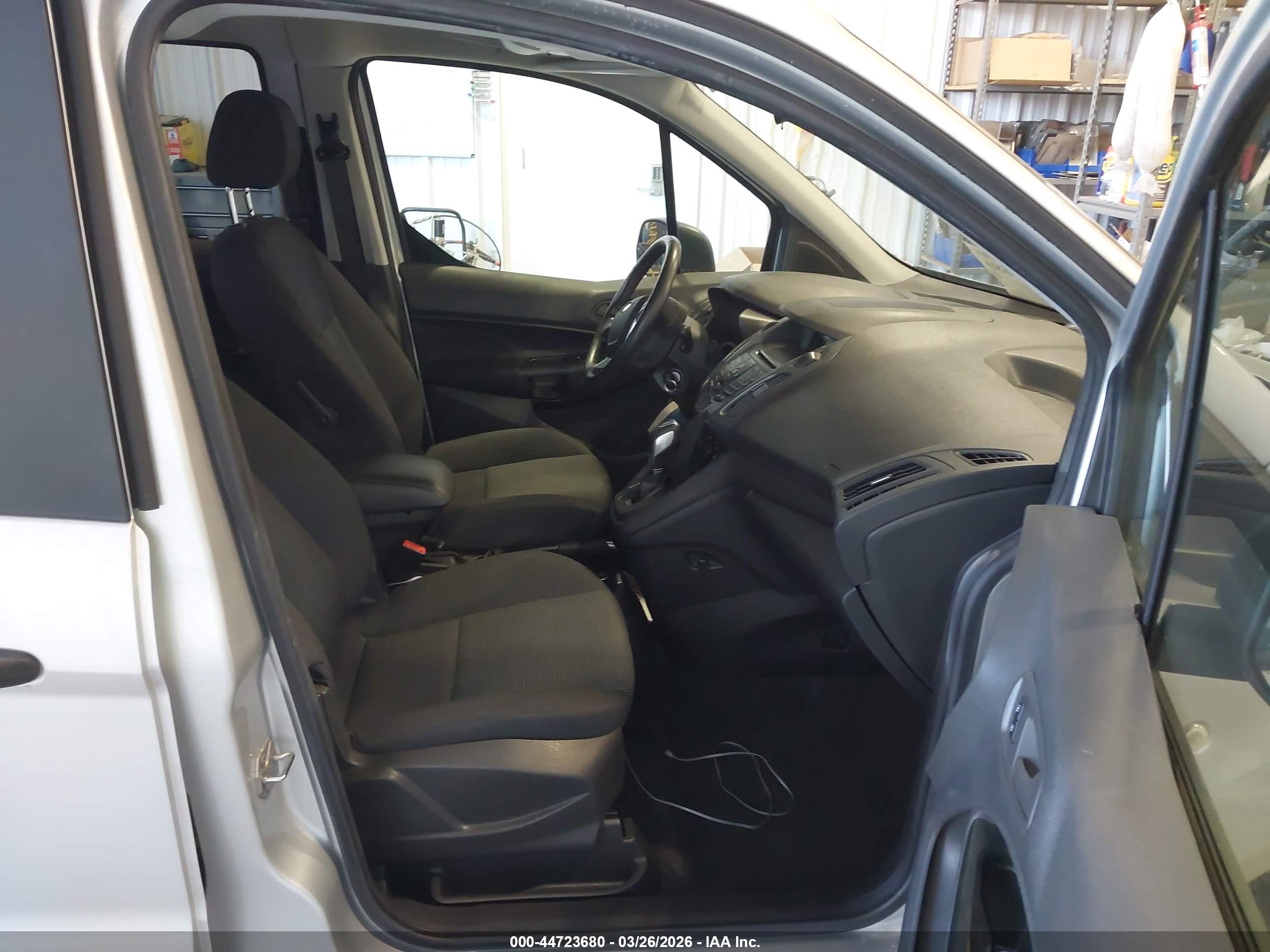 FORD TRANSIT image 5