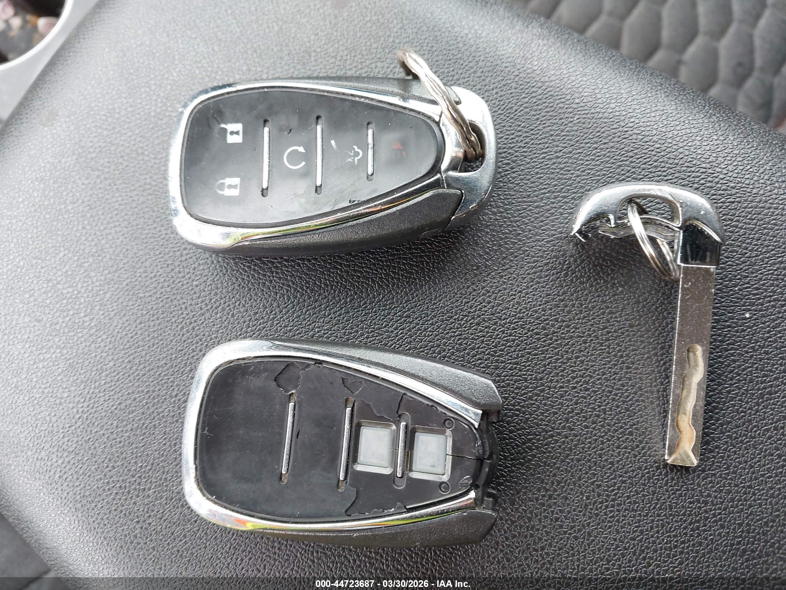 CHEVROLET EQUINOX image 11