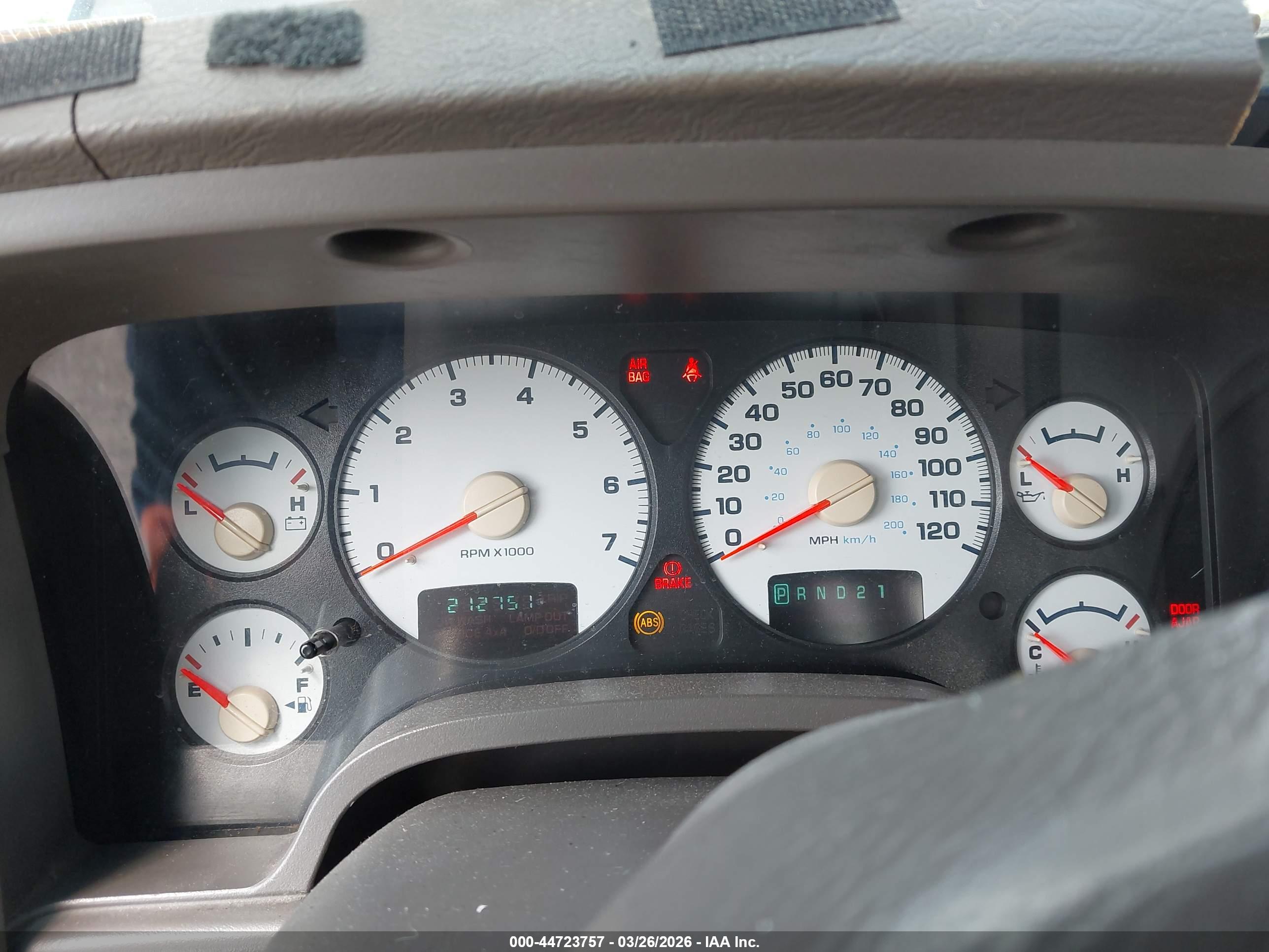DODGE RAM image 7