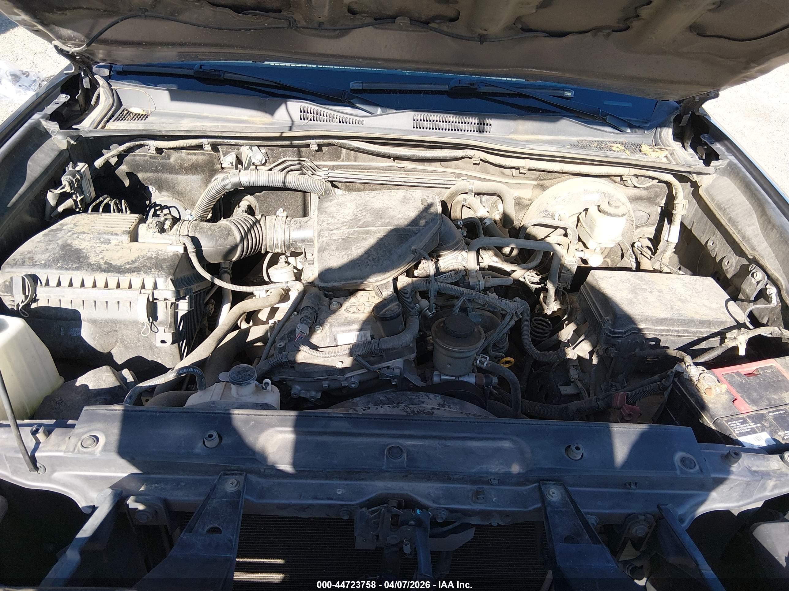 TOYOTA TACOMA image 10