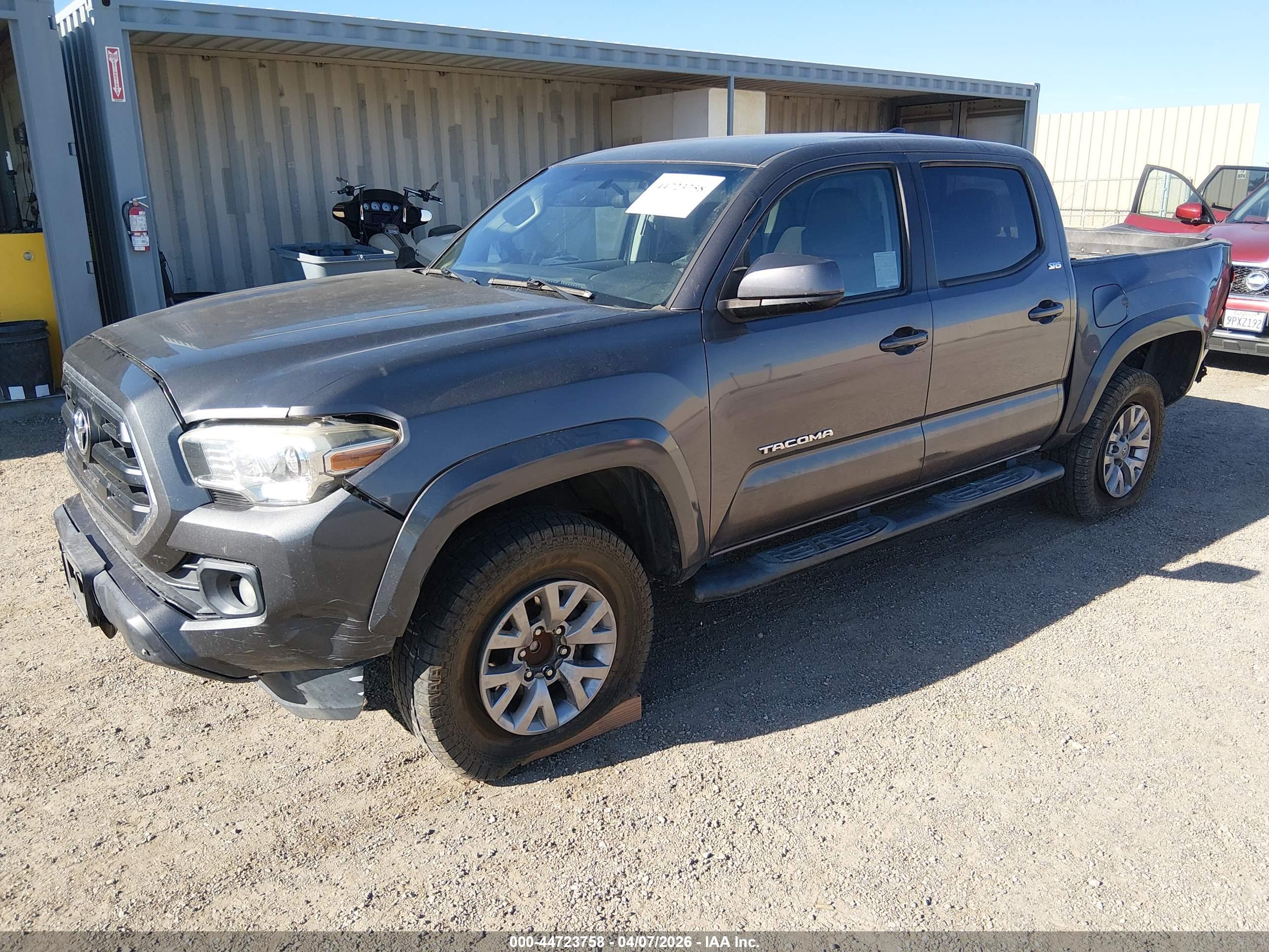TOYOTA TACOMA image 2
