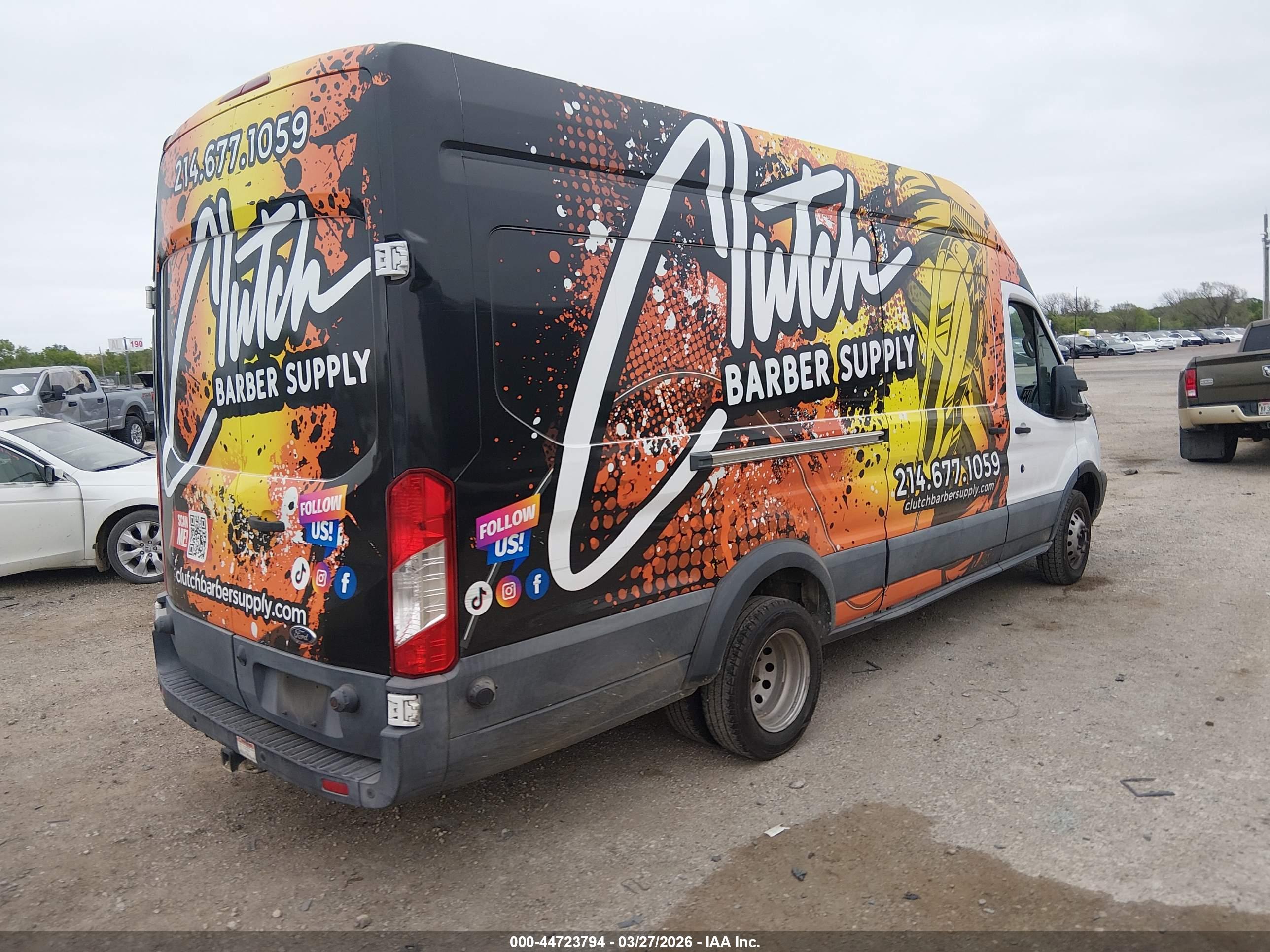 FORD TRANSIT-350 image 4