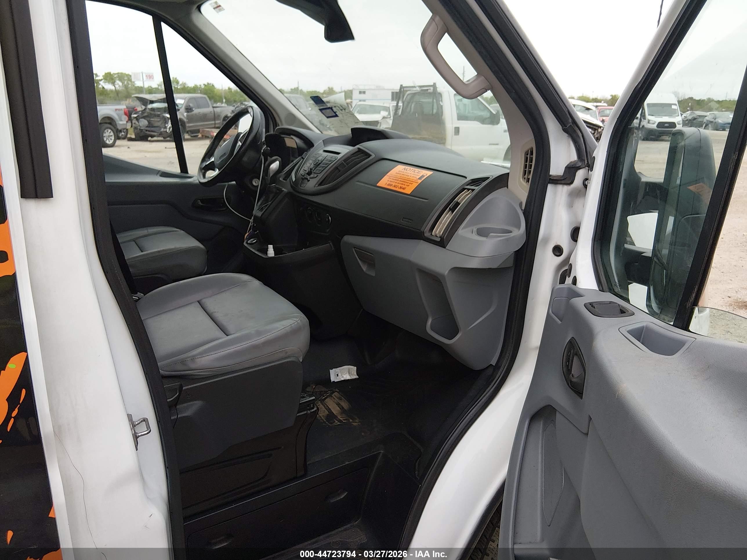 FORD TRANSIT-350 image 5