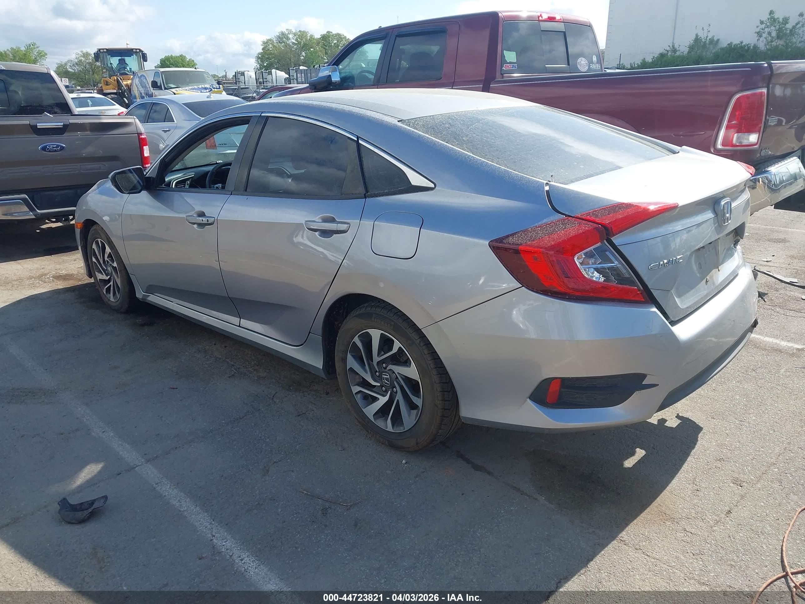 HONDA CIVIC image 3