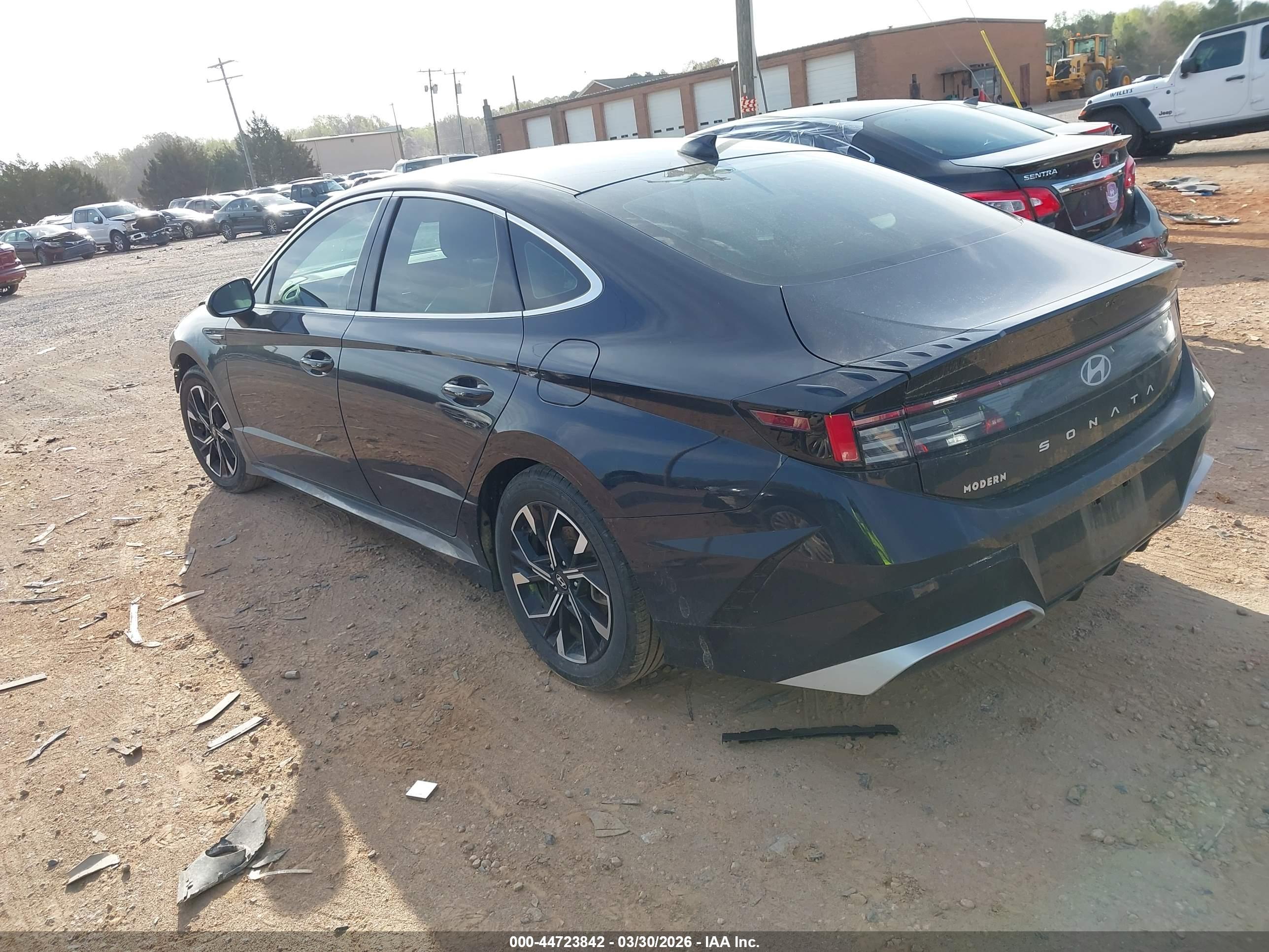 HYUNDAI SONATA image 3