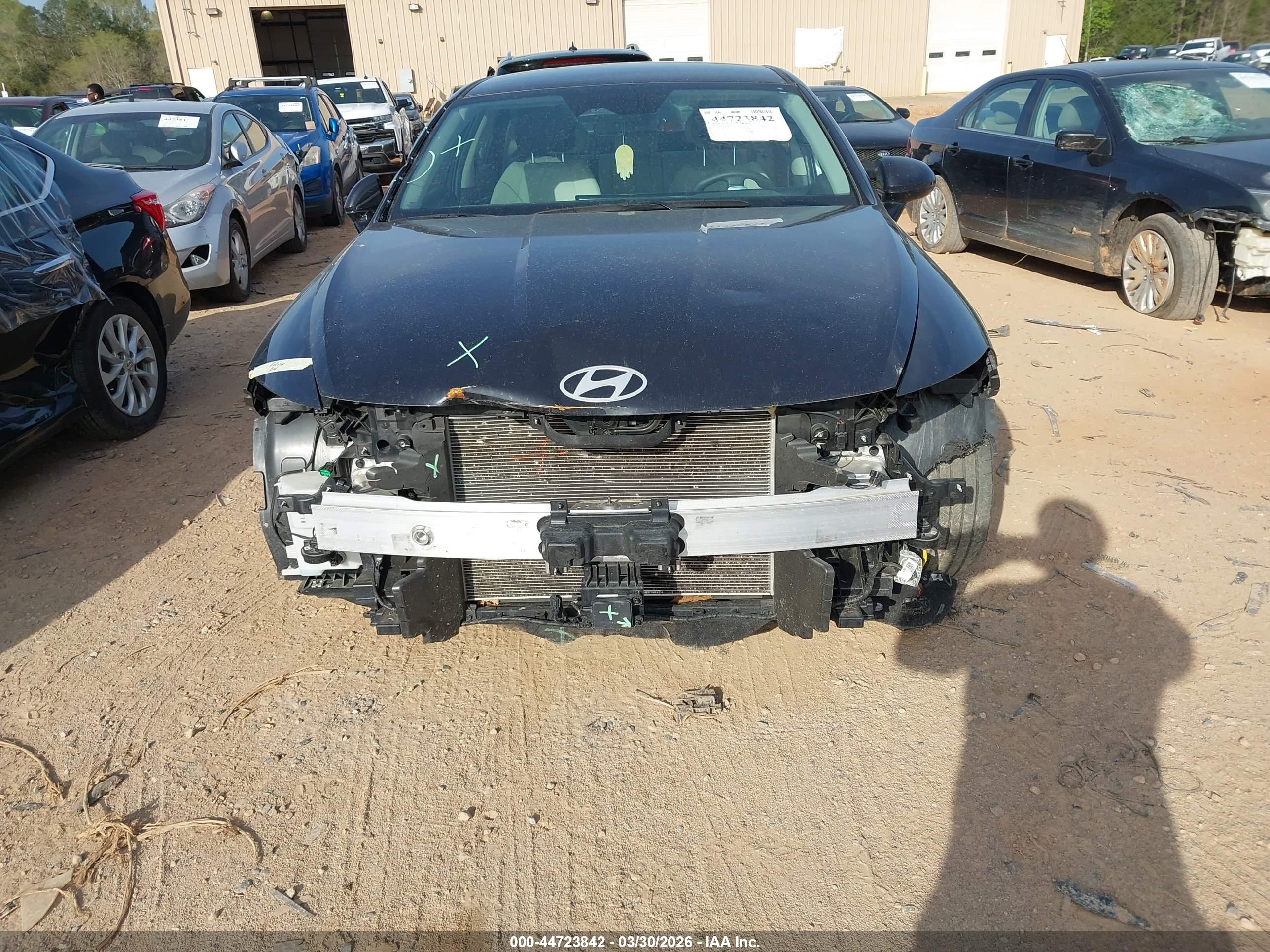 HYUNDAI SONATA image 6