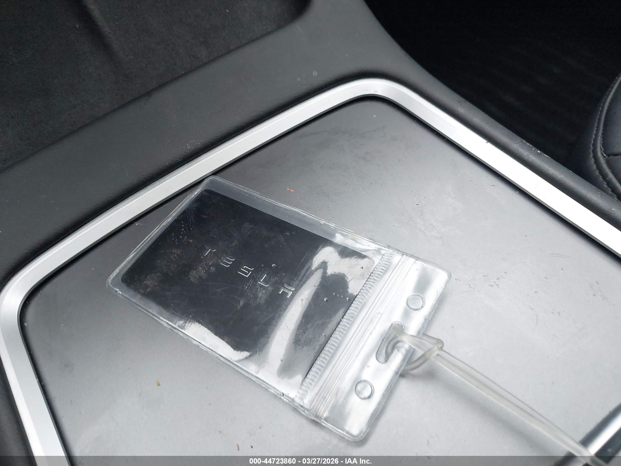 TESLA MODEL image 11