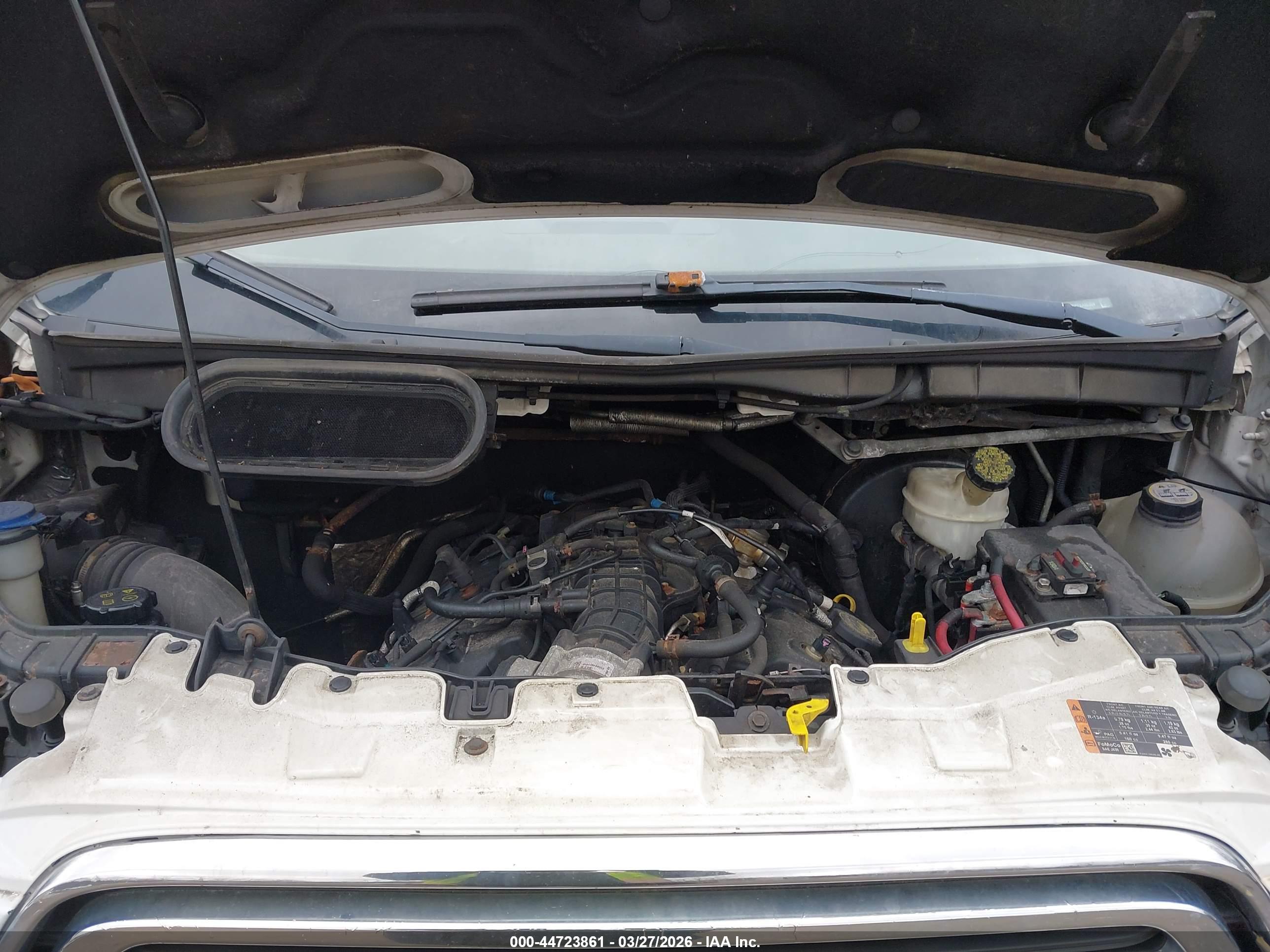 FORD TRANSIT-250 image 10