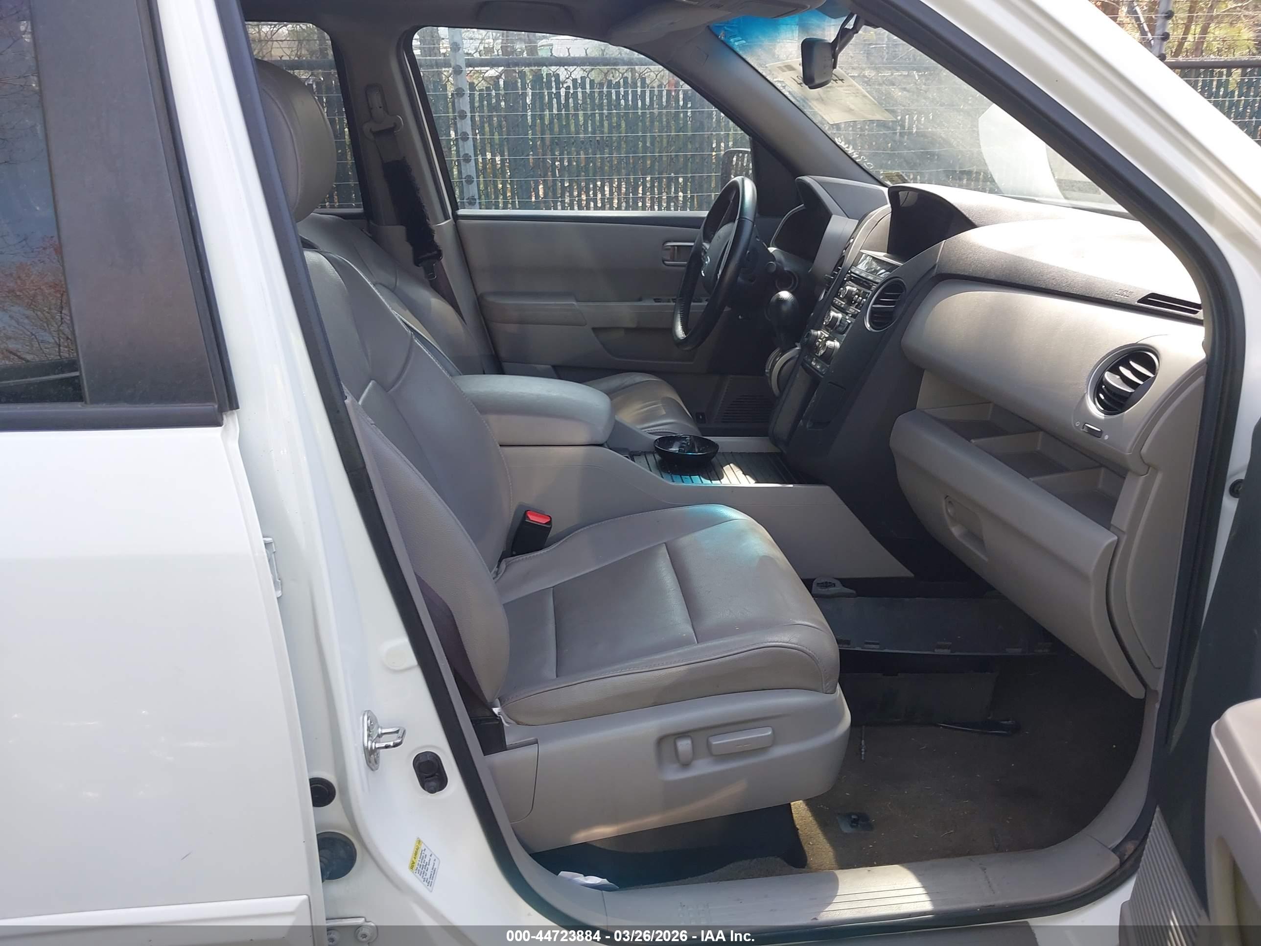 HONDA PILOT image 5