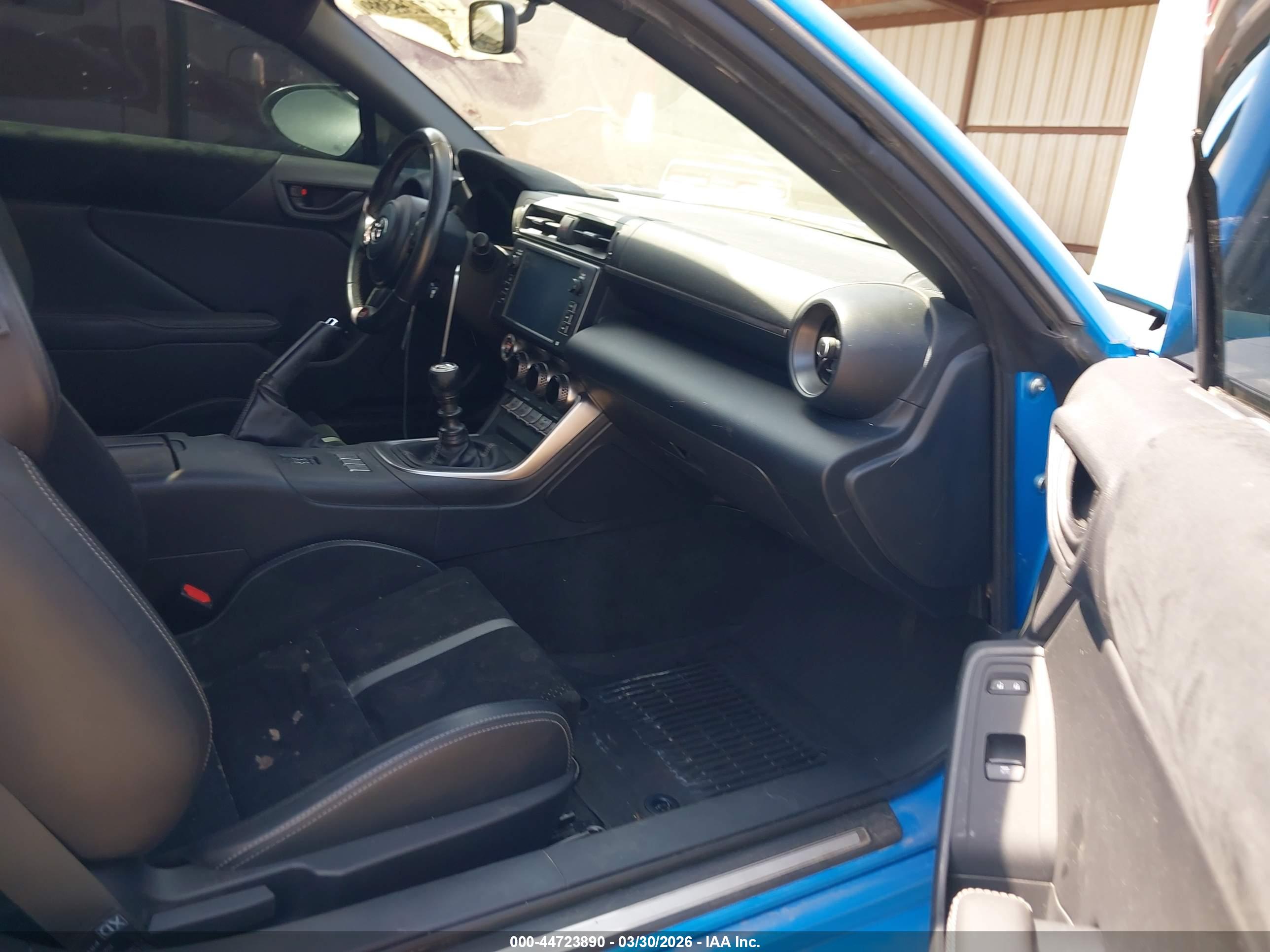 TOYOTA GR86 image 5