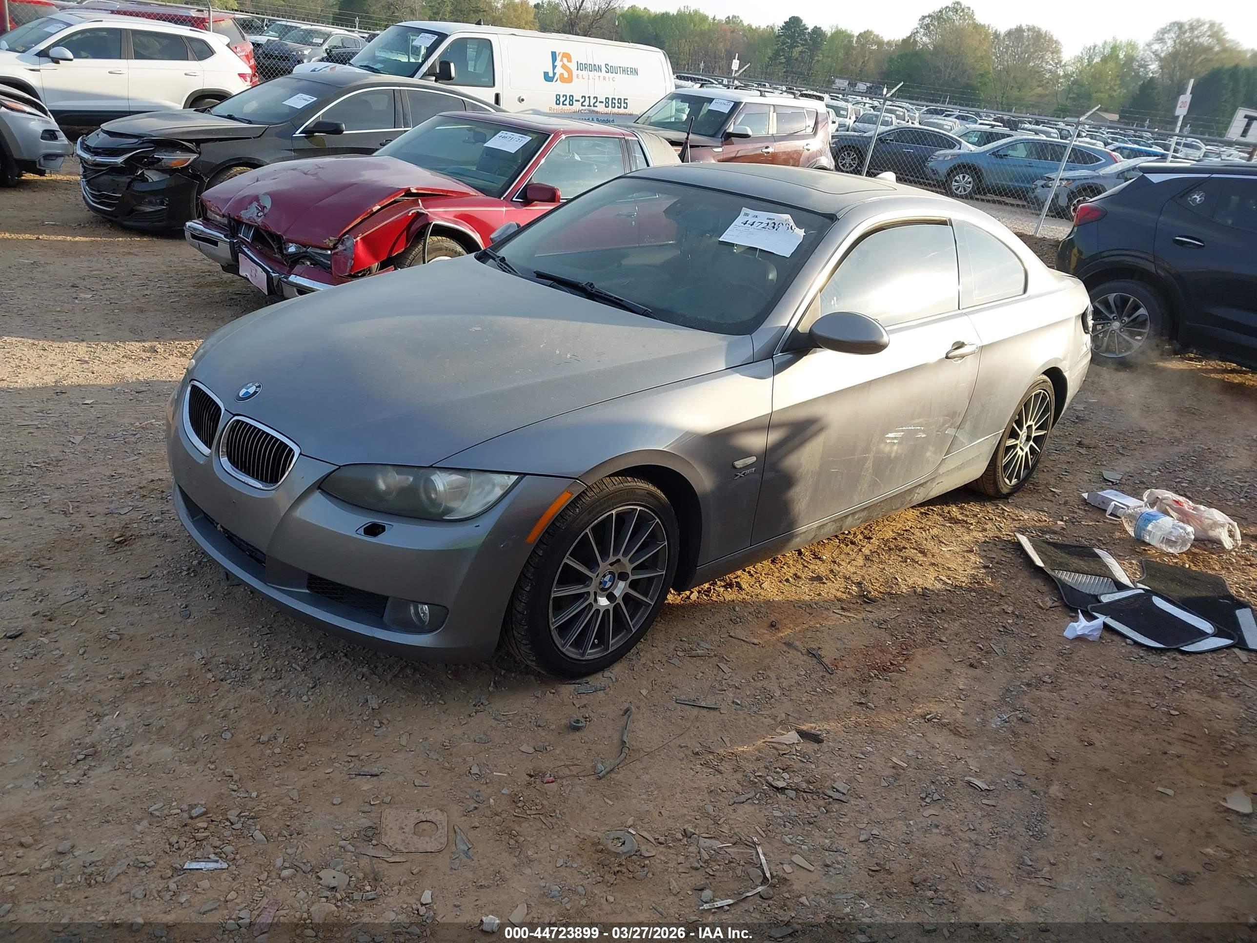 BMW 328I image 2