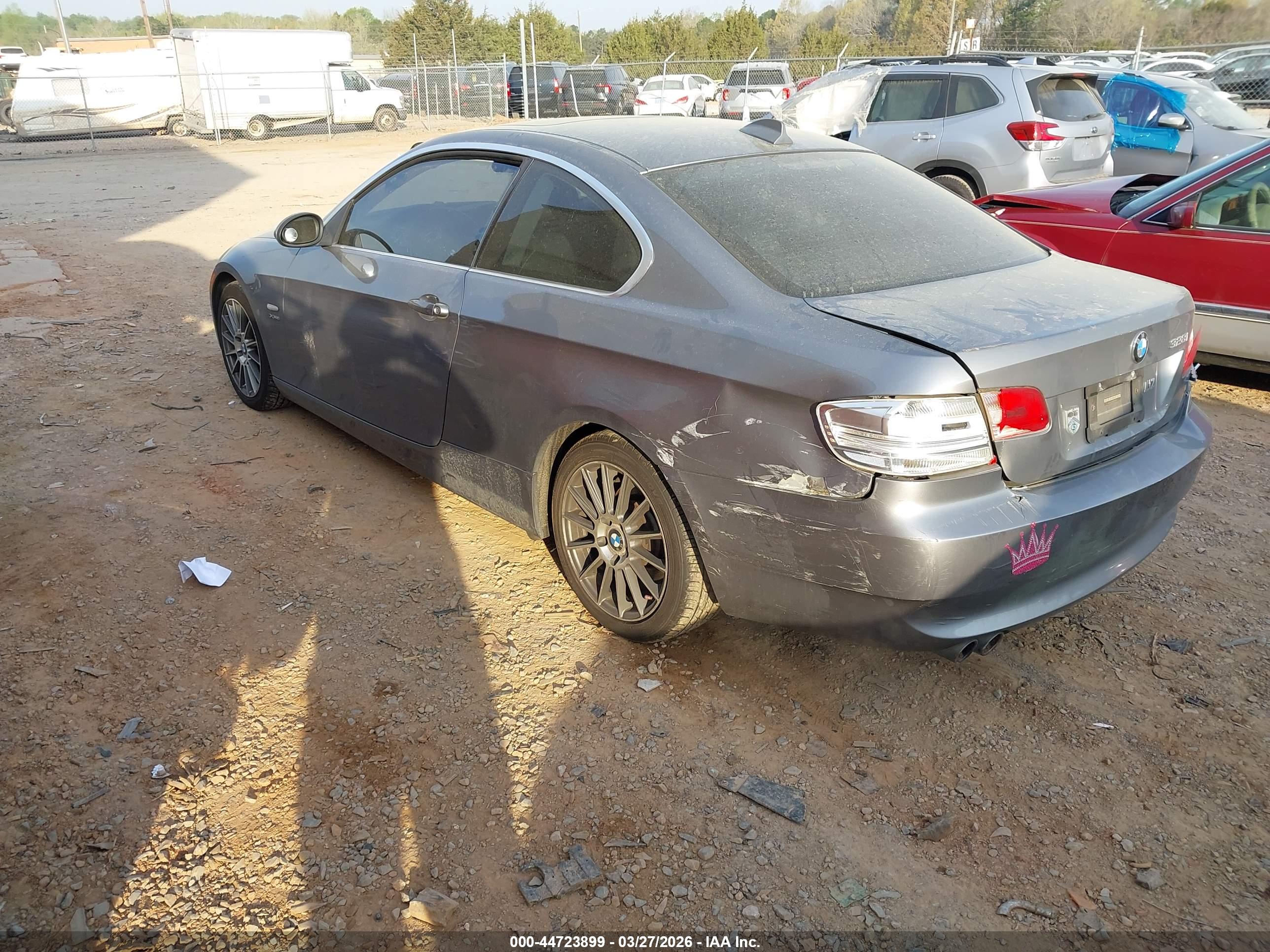 BMW 328I image 3