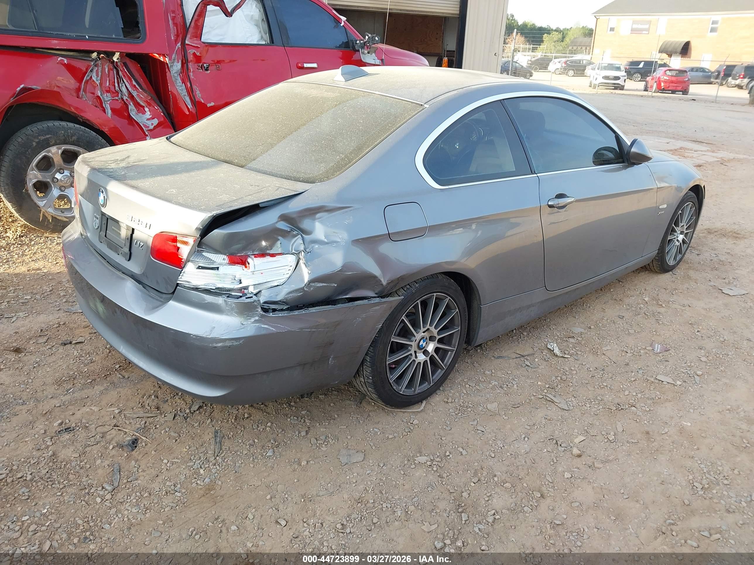 BMW 328I image 4