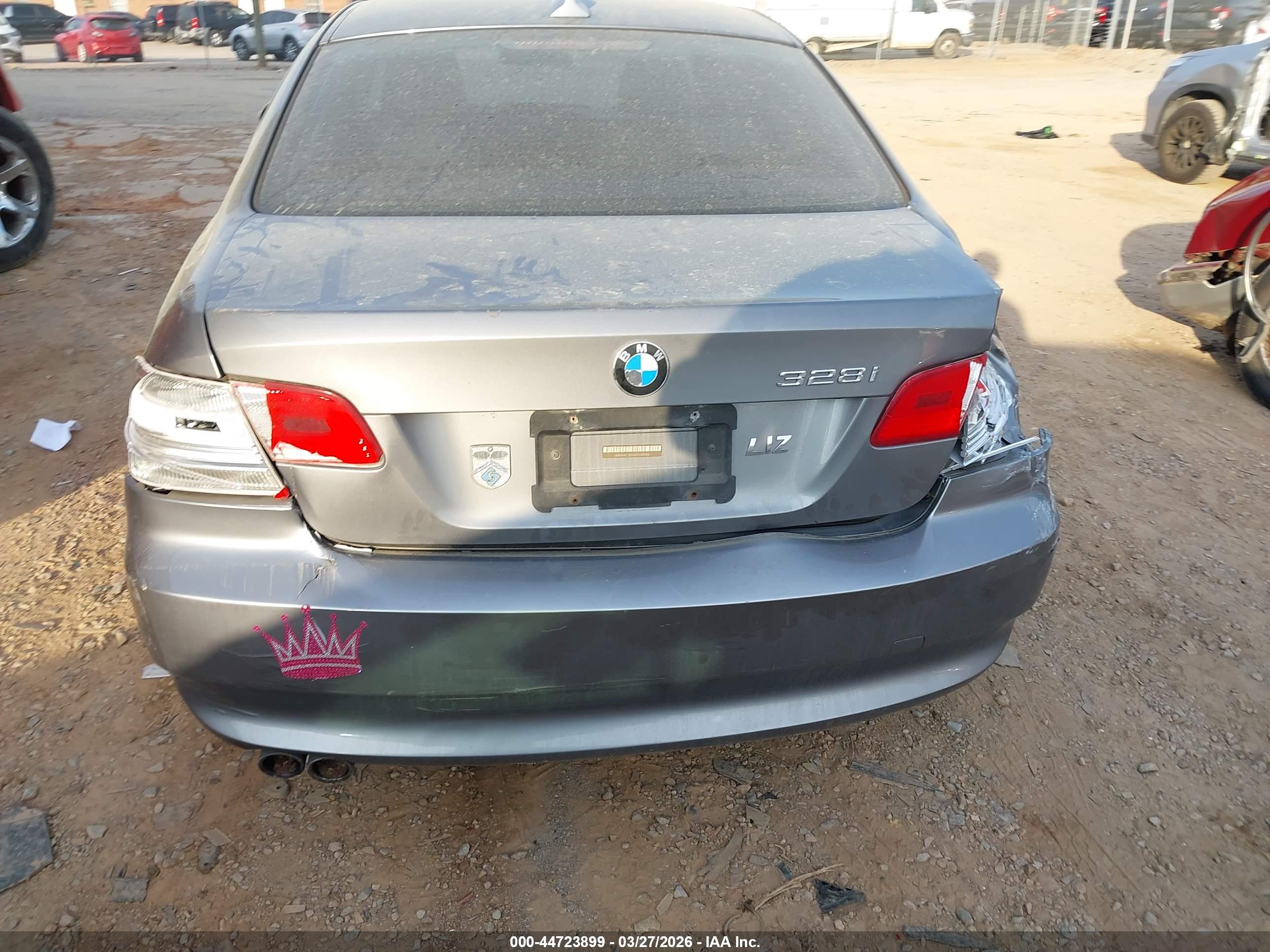 BMW 328I image 6