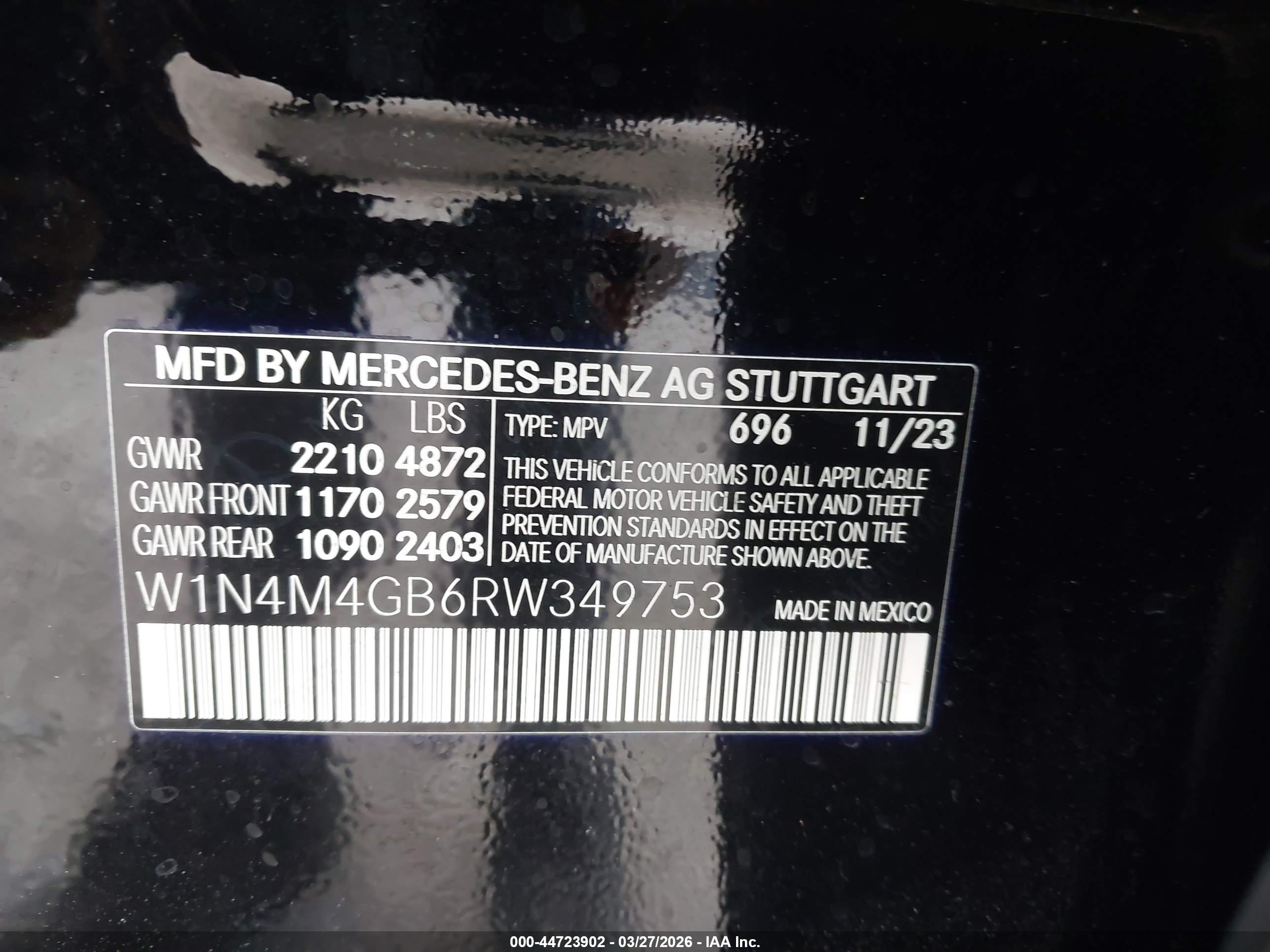 MERCEDES-BENZ GLB image 9