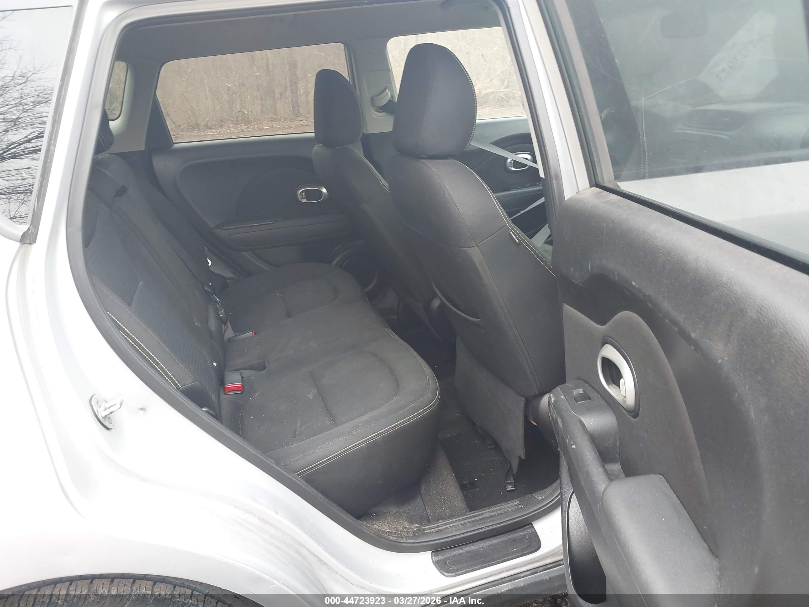 KIA SOUL image 8