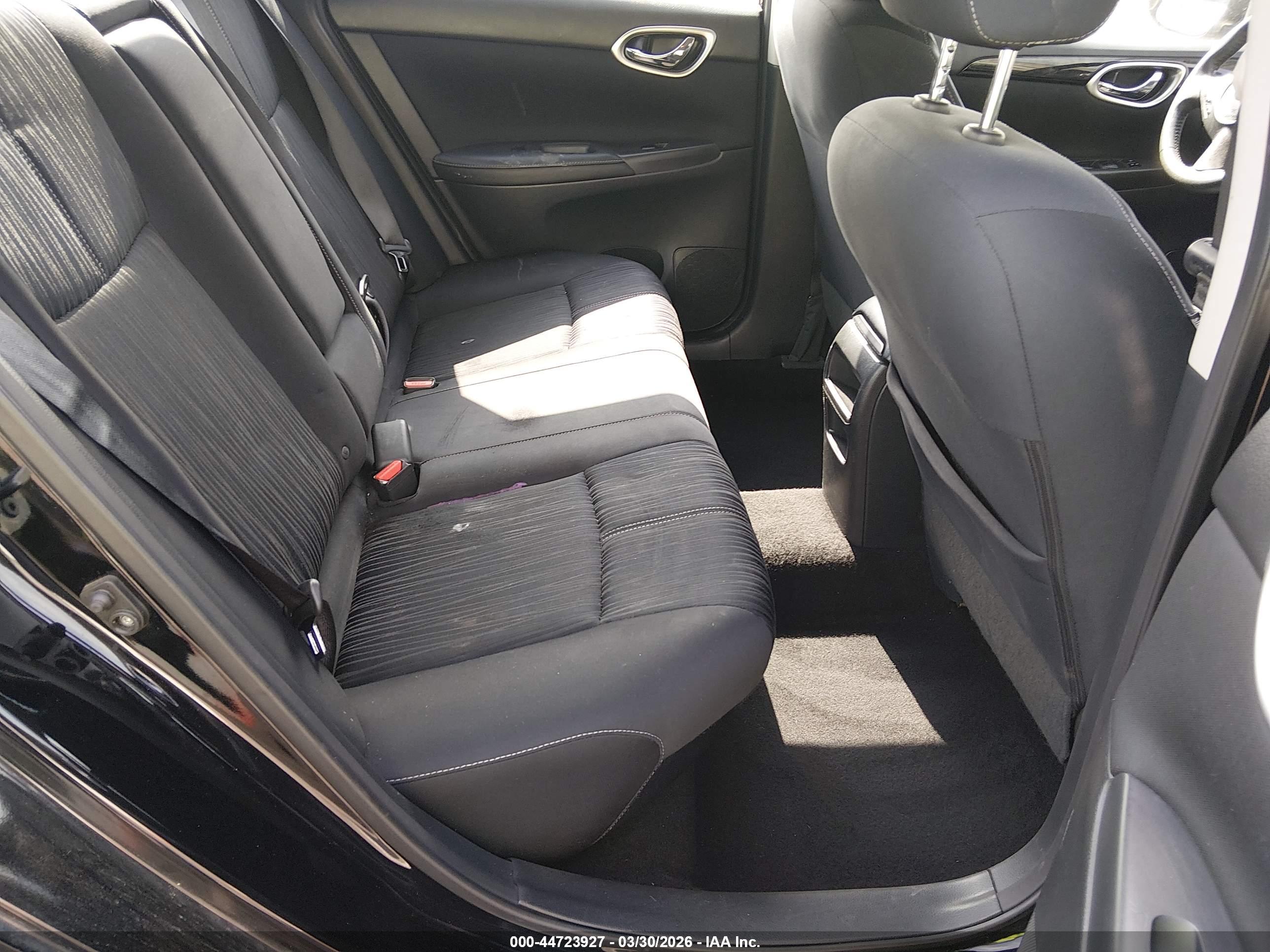 NISSAN SENTRA image 8