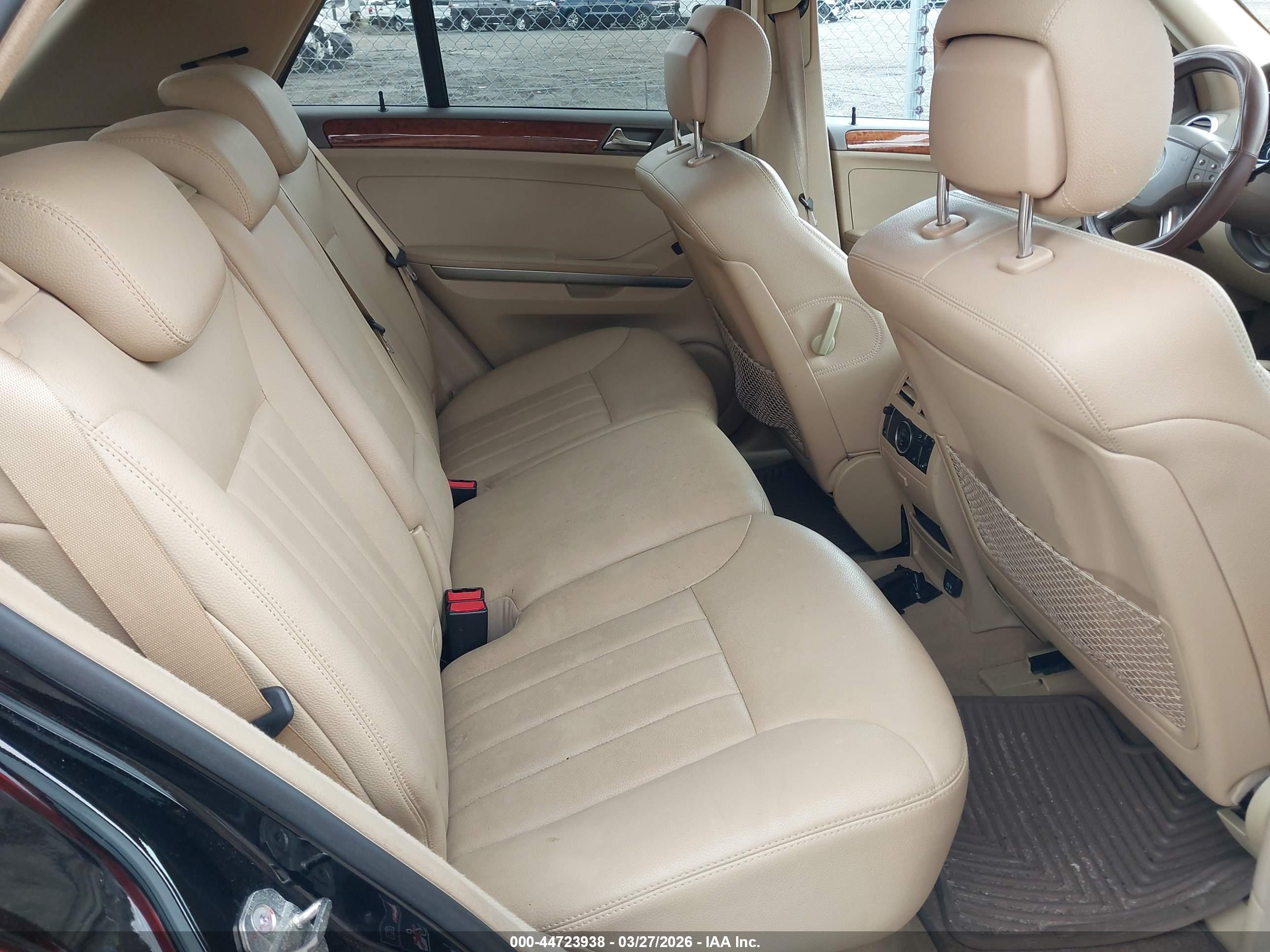 MERCEDES-BENZ ML image 8