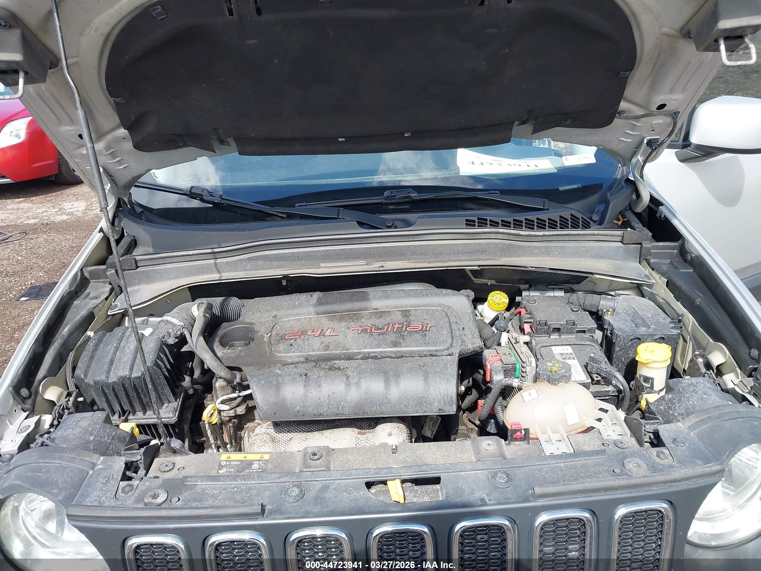 JEEP RENEGADE image 10