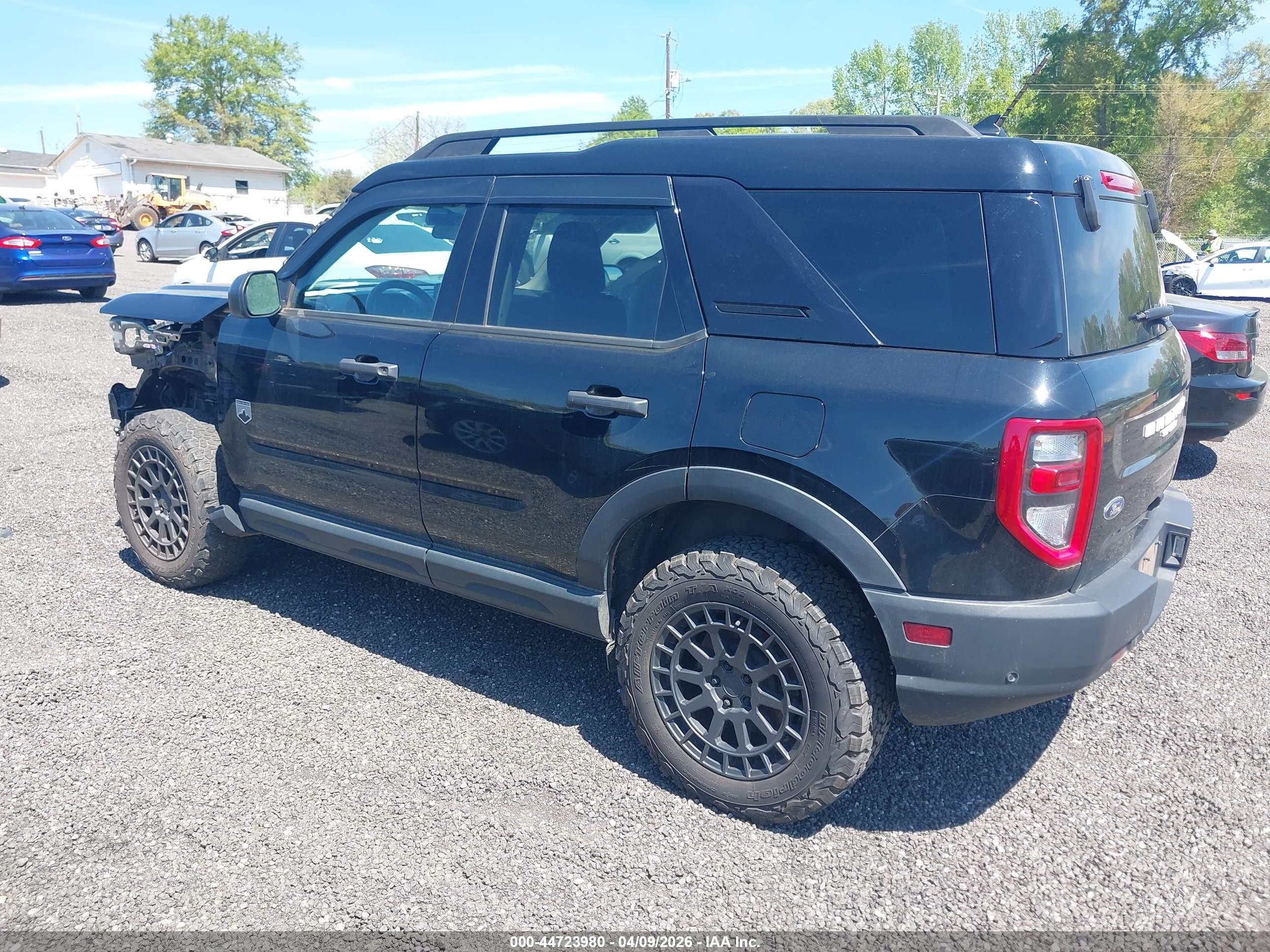 FORD BRONCO image 3