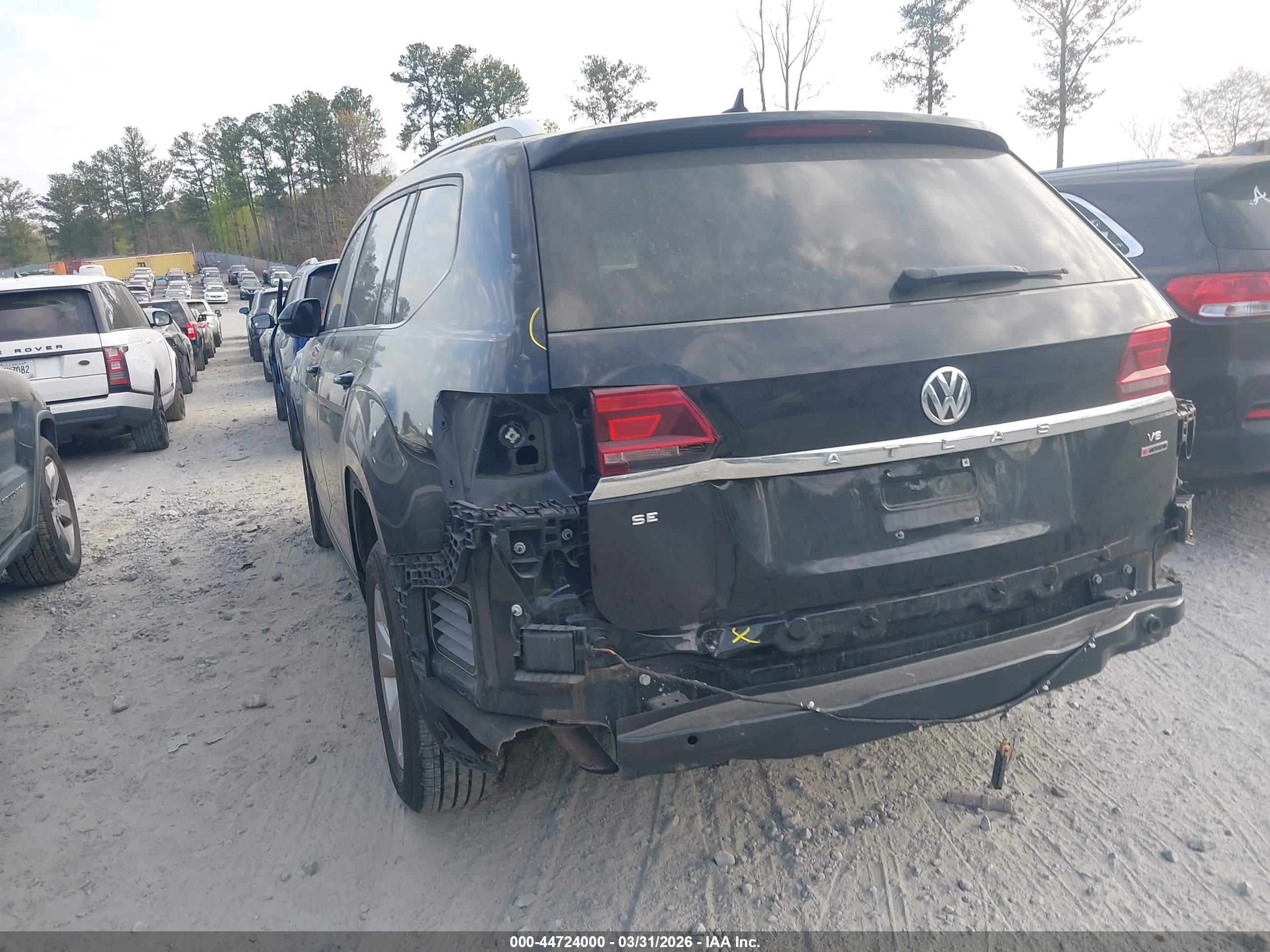 VOLKSWAGEN ATLAS image 3