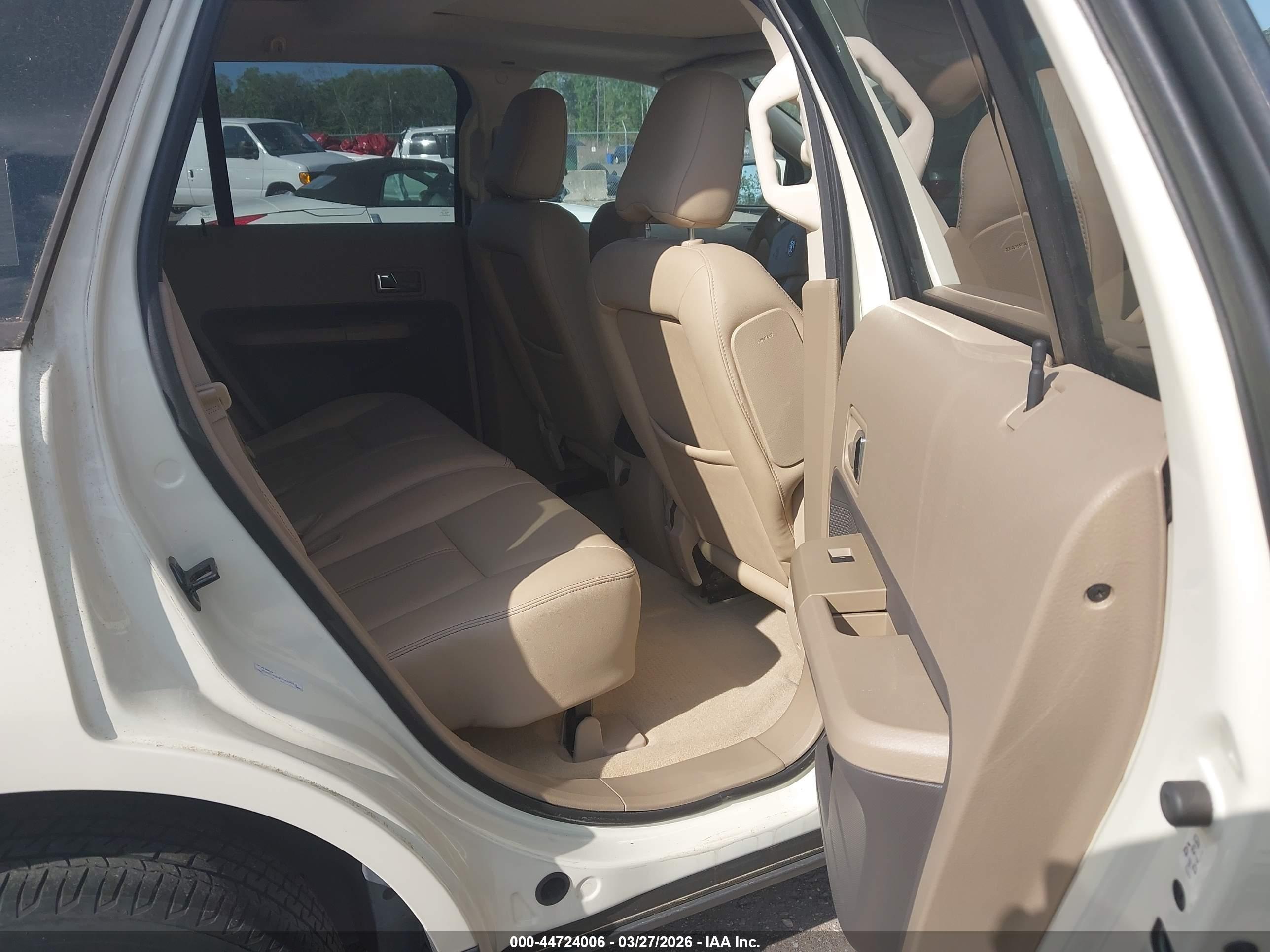 FORD EDGE image 8