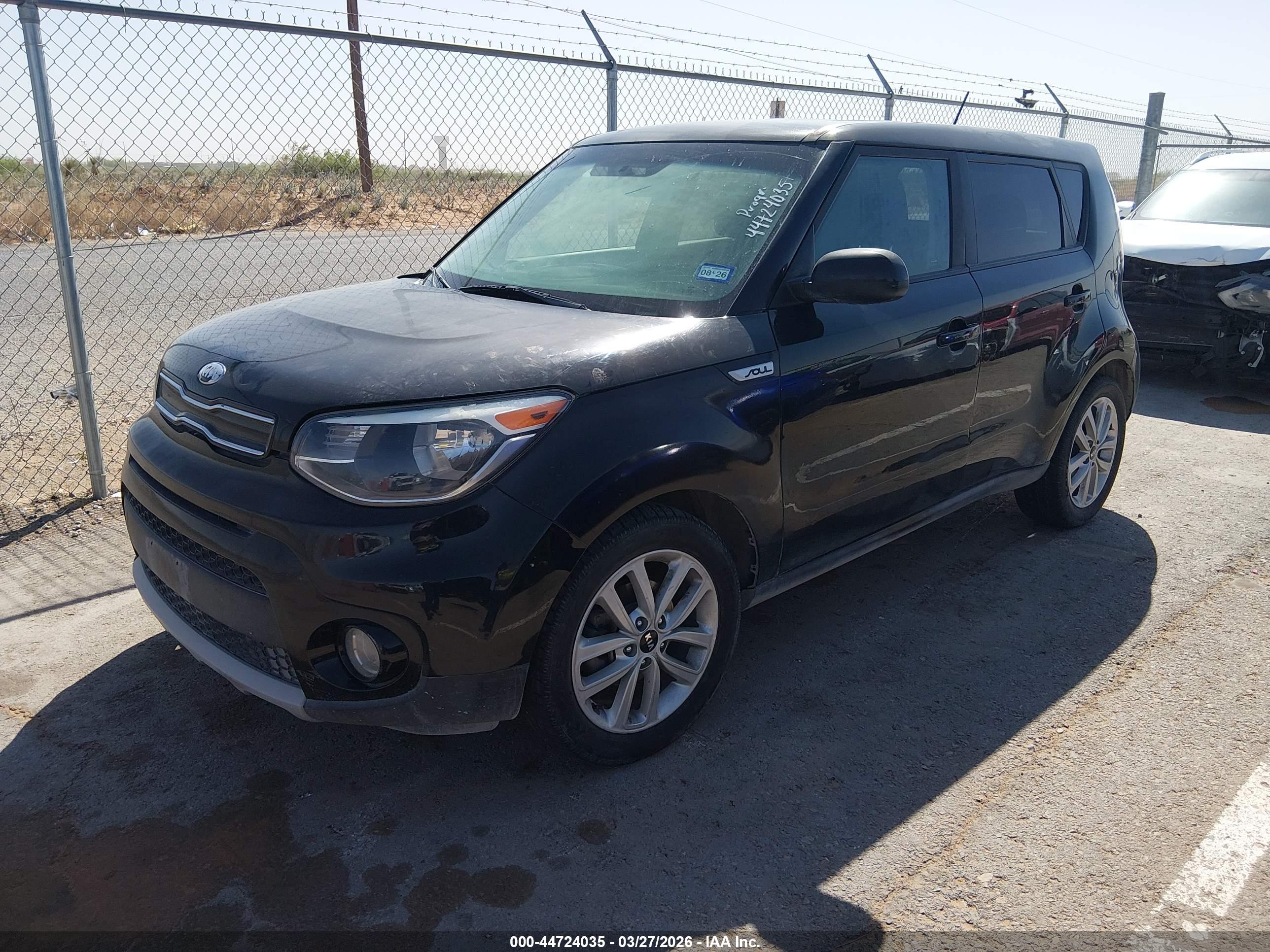 KIA SOUL image 2