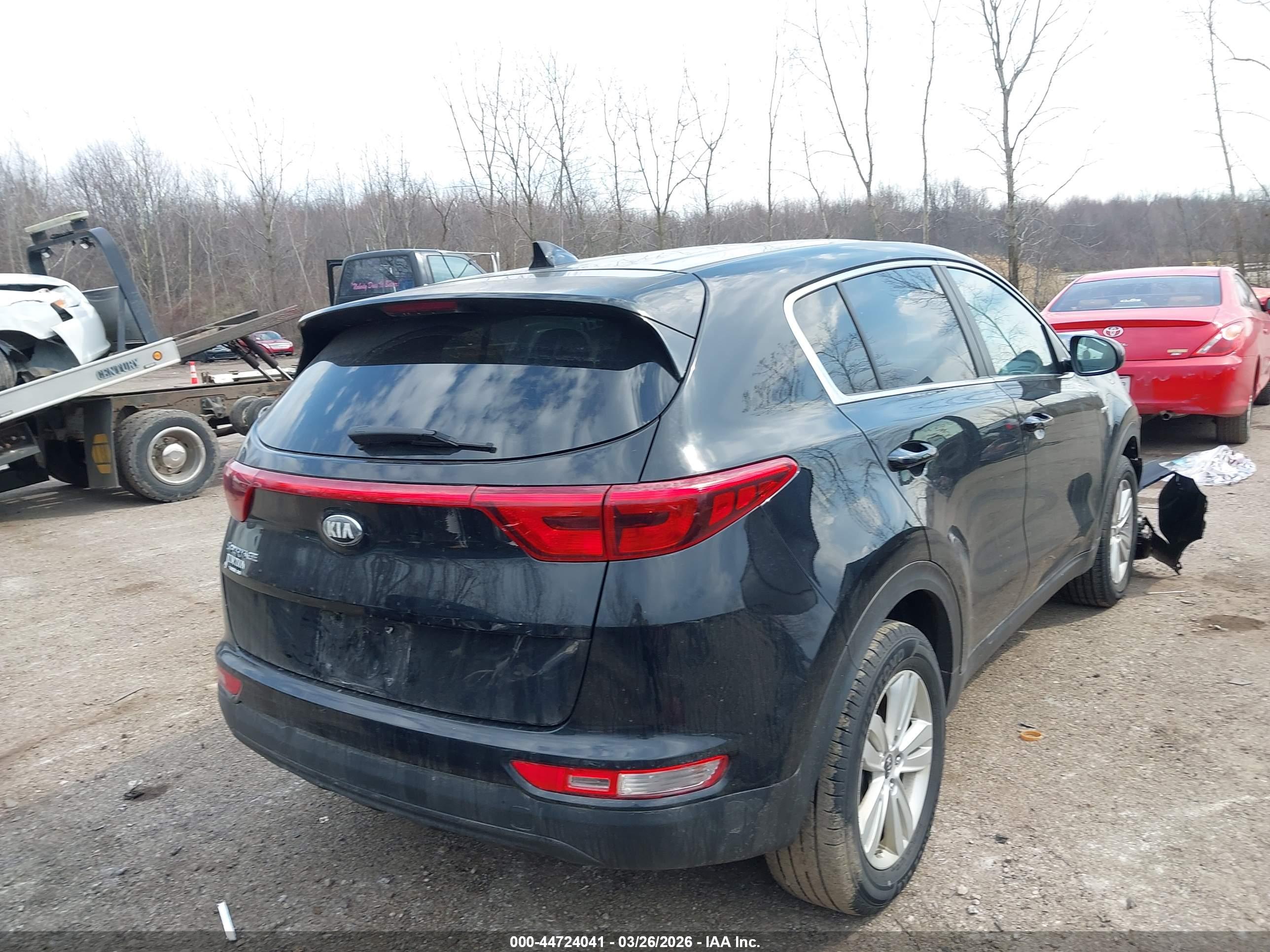 KIA SPORTAGE image 4
