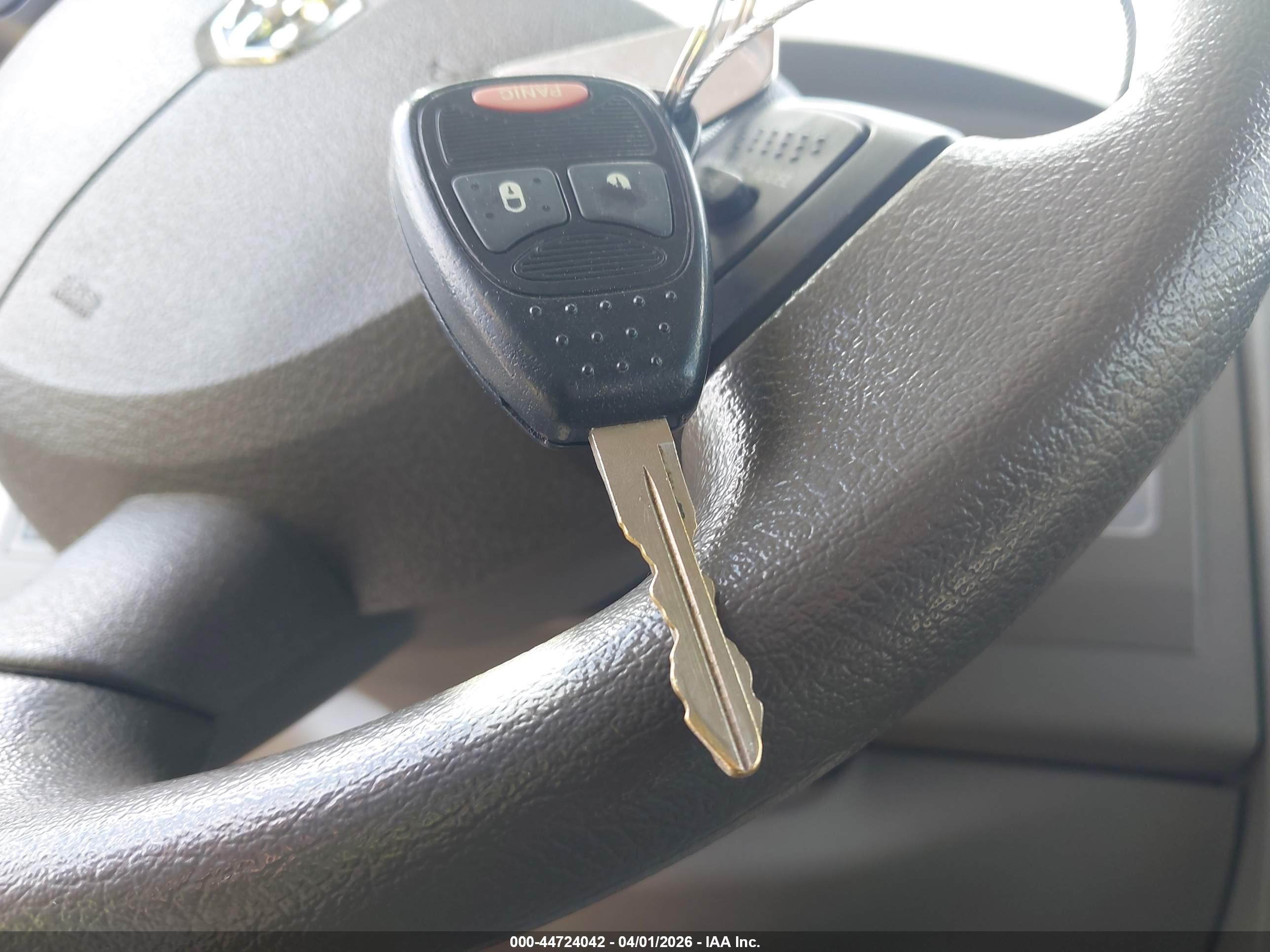 DODGE DAKOTA image 11