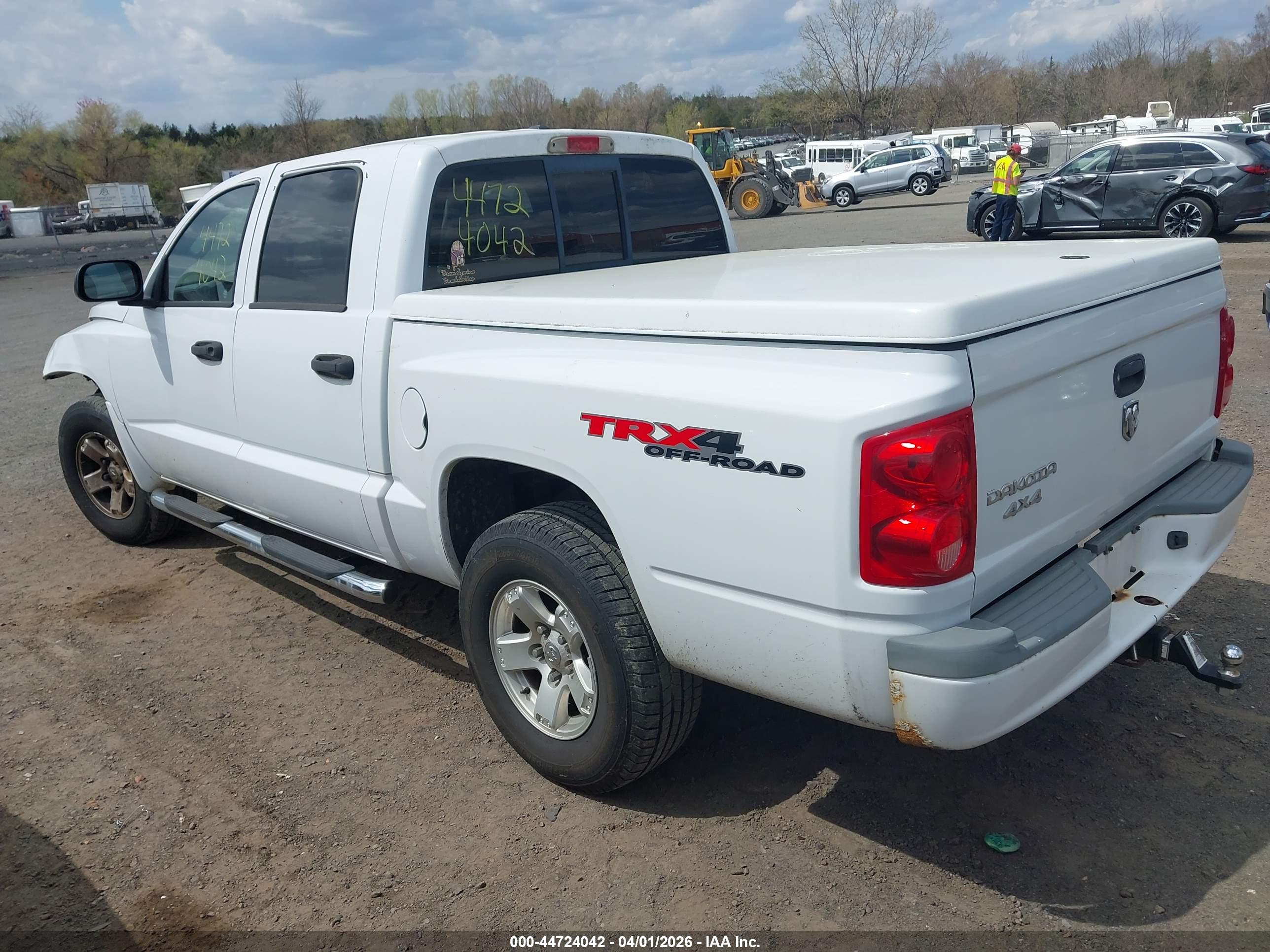 DODGE DAKOTA image 3