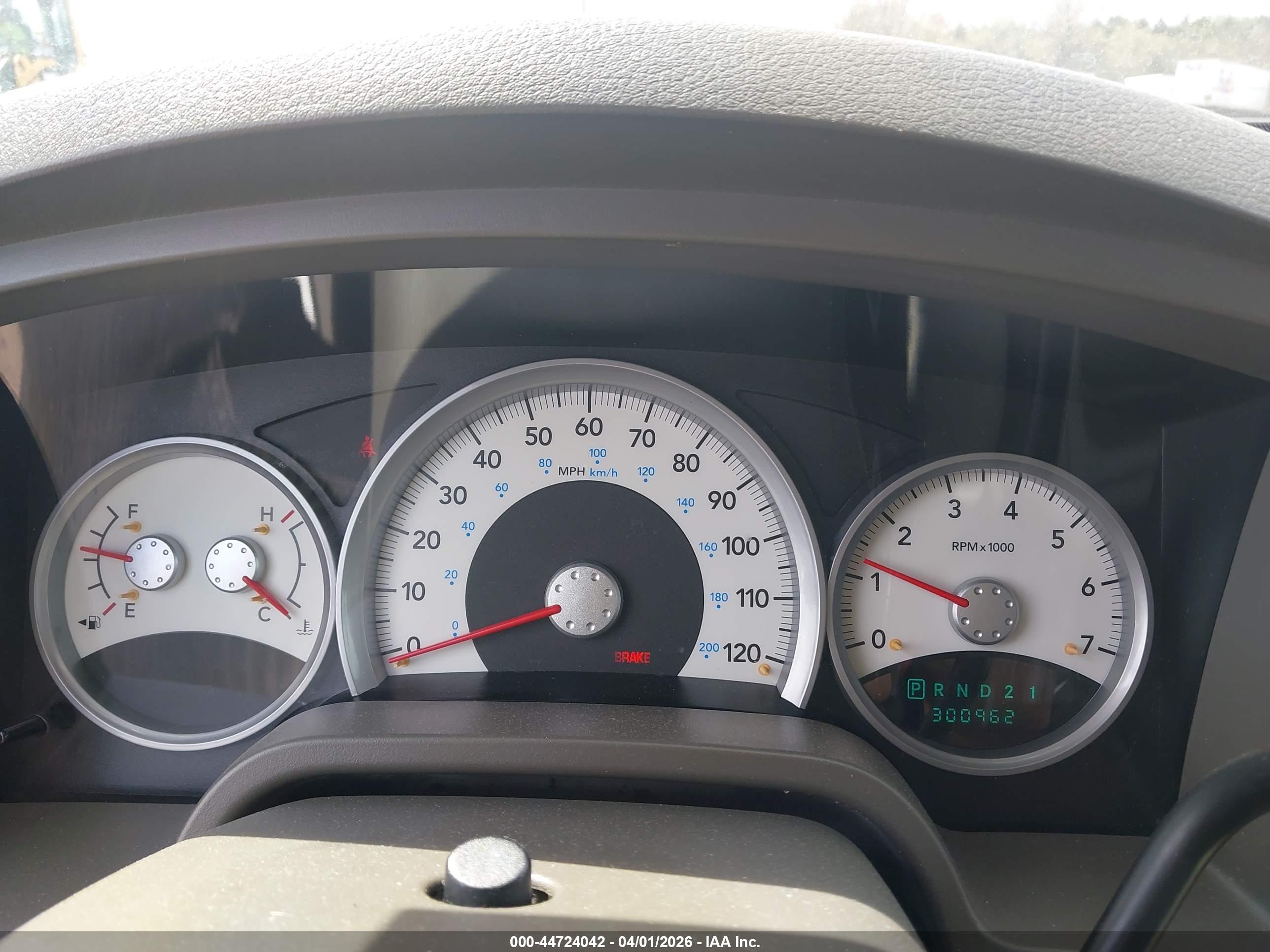 DODGE DAKOTA image 7