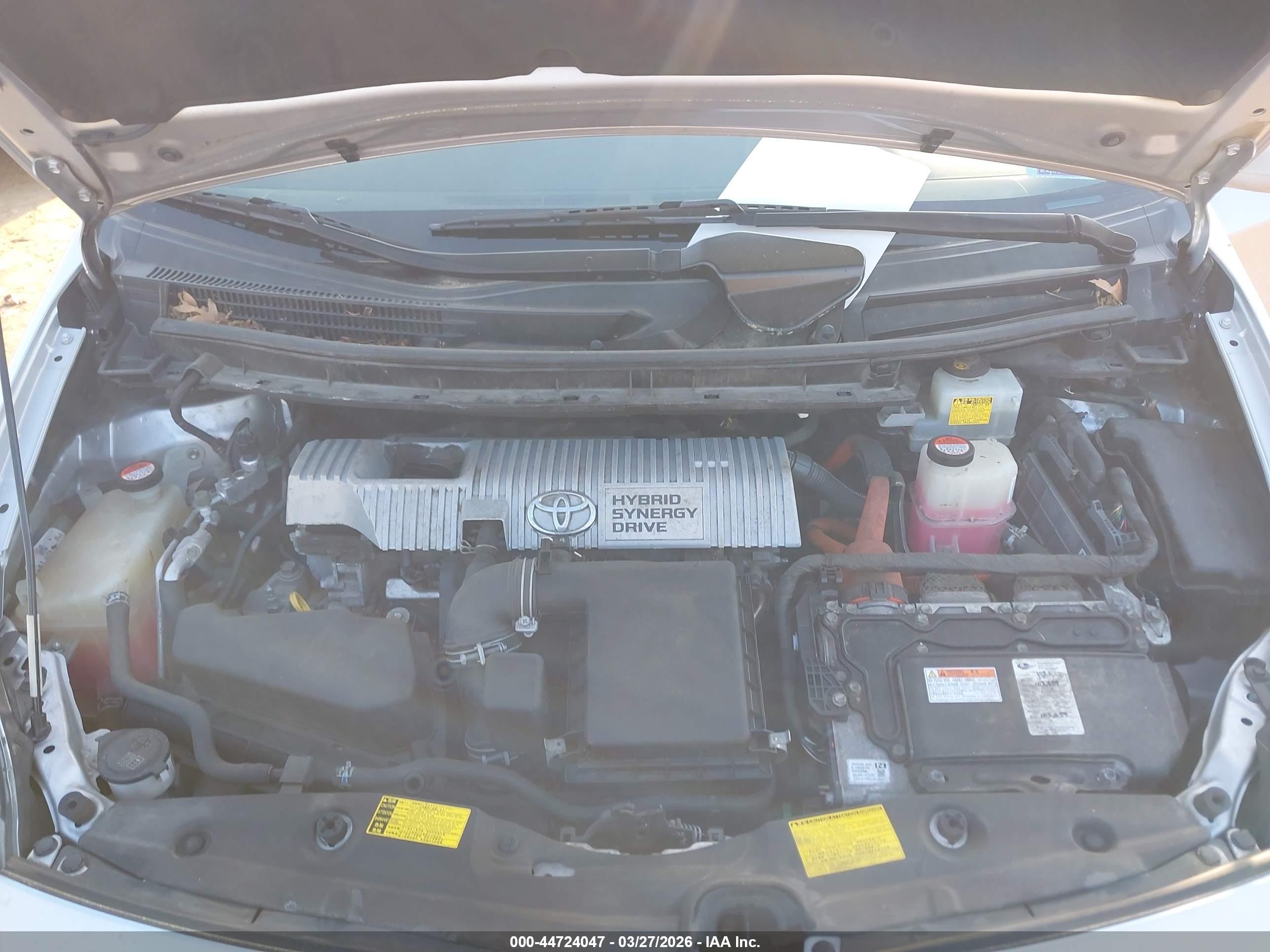 TOYOTA PRIUS image 10