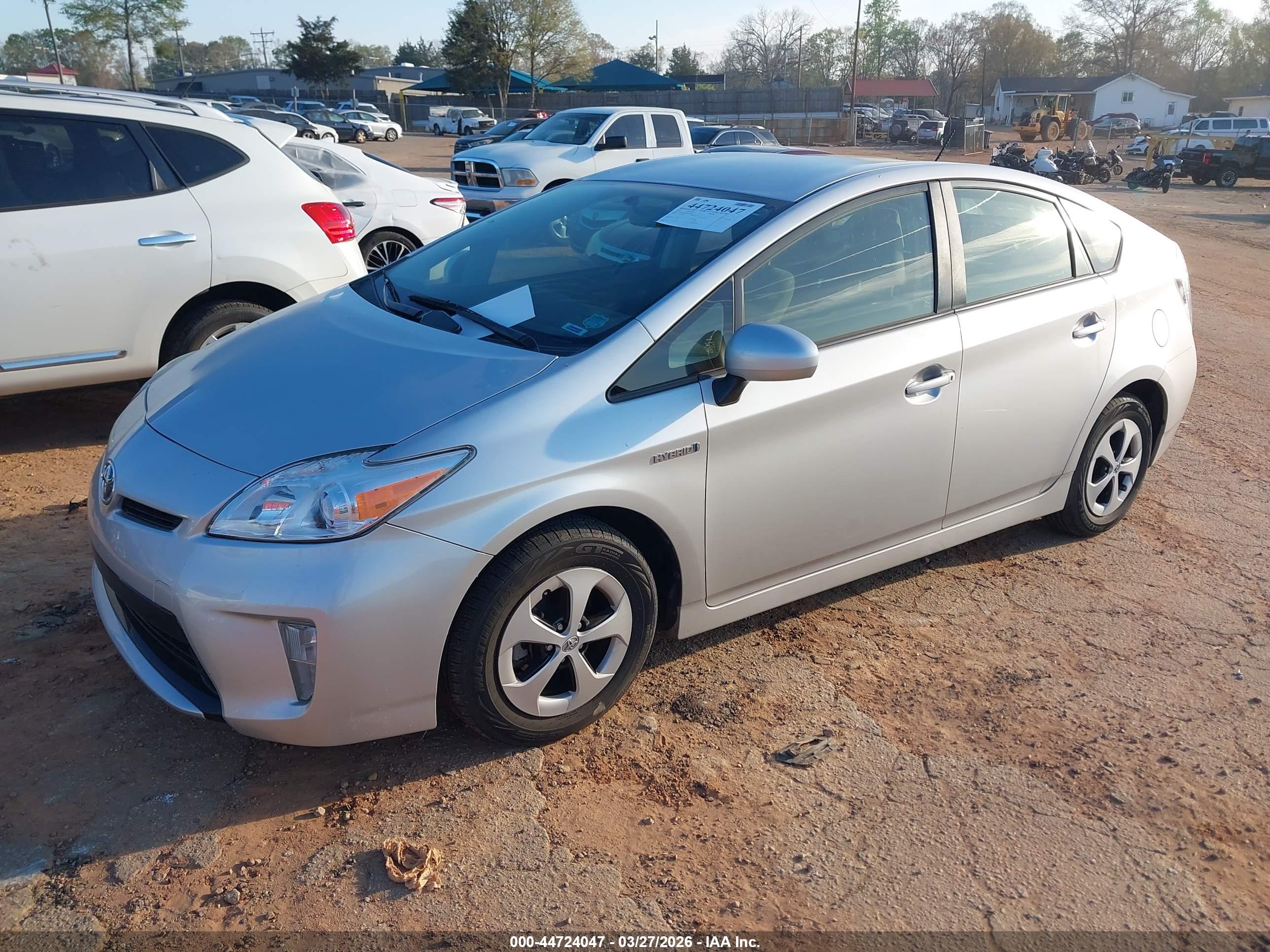 TOYOTA PRIUS image 2