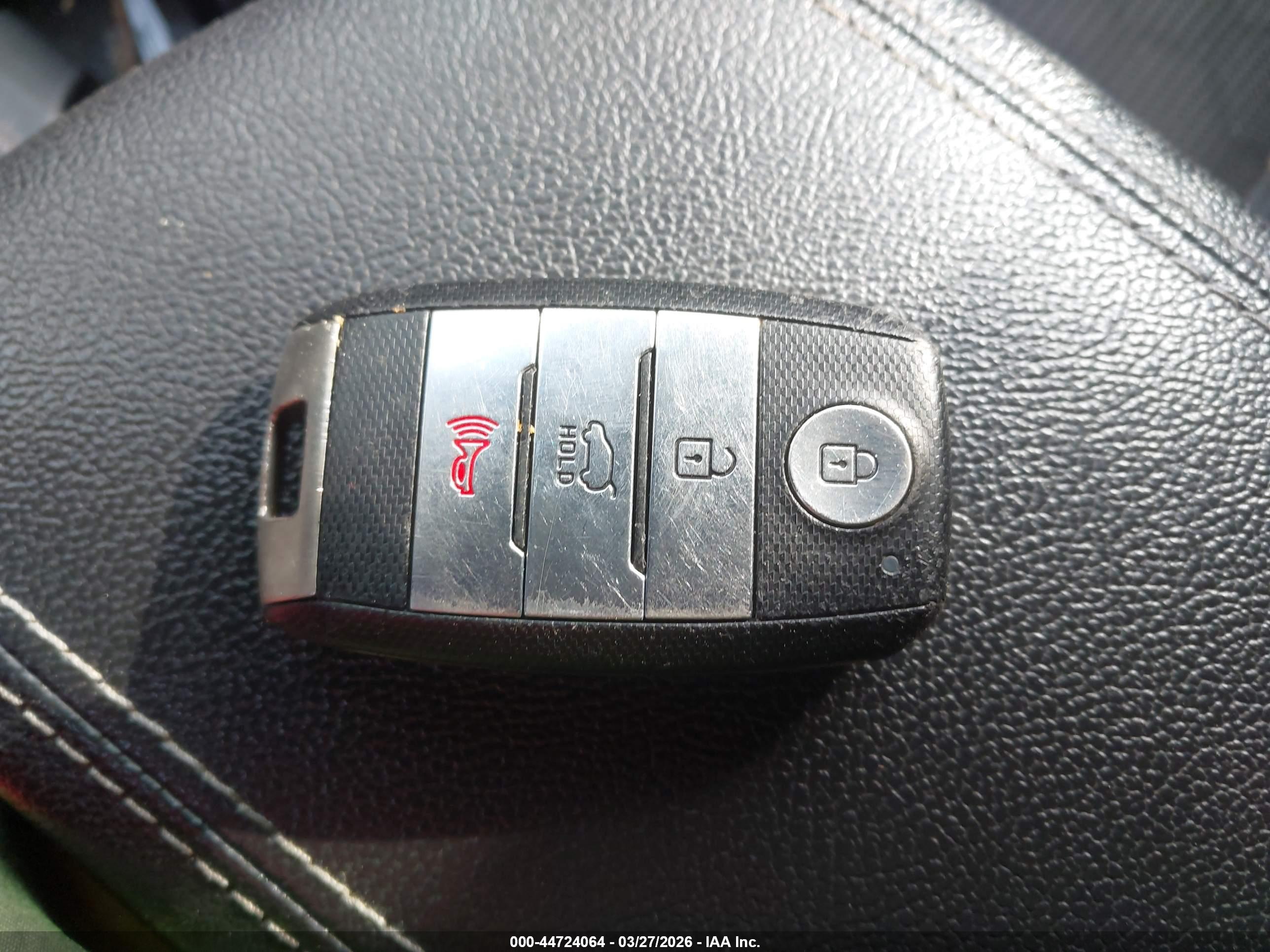 KIA NIRO image 11