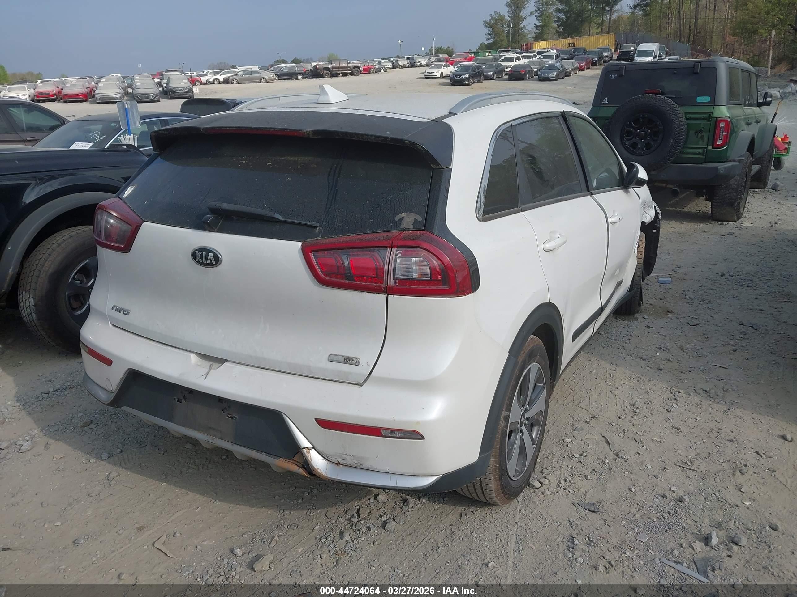 KIA NIRO image 4