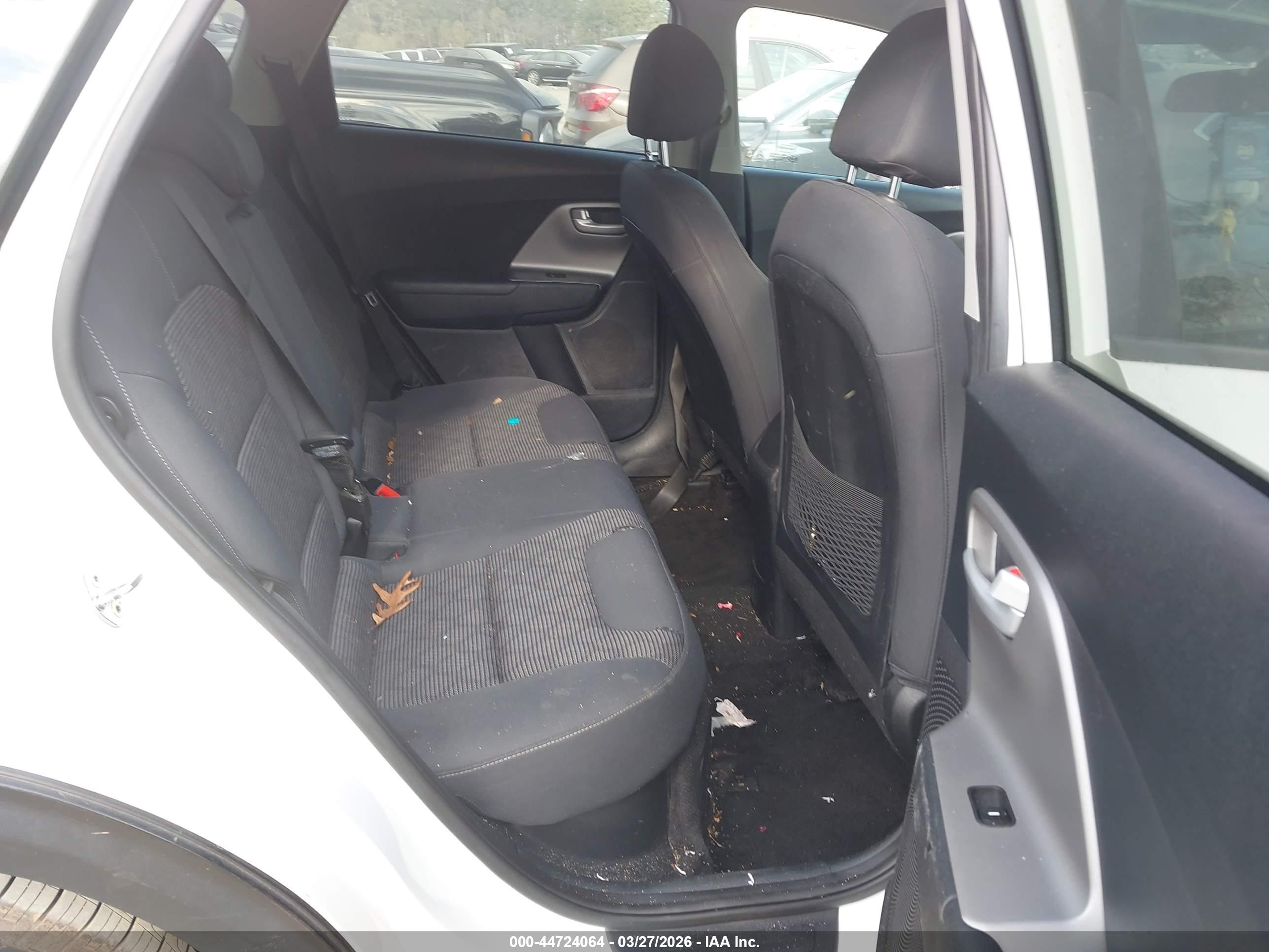 KIA NIRO image 8