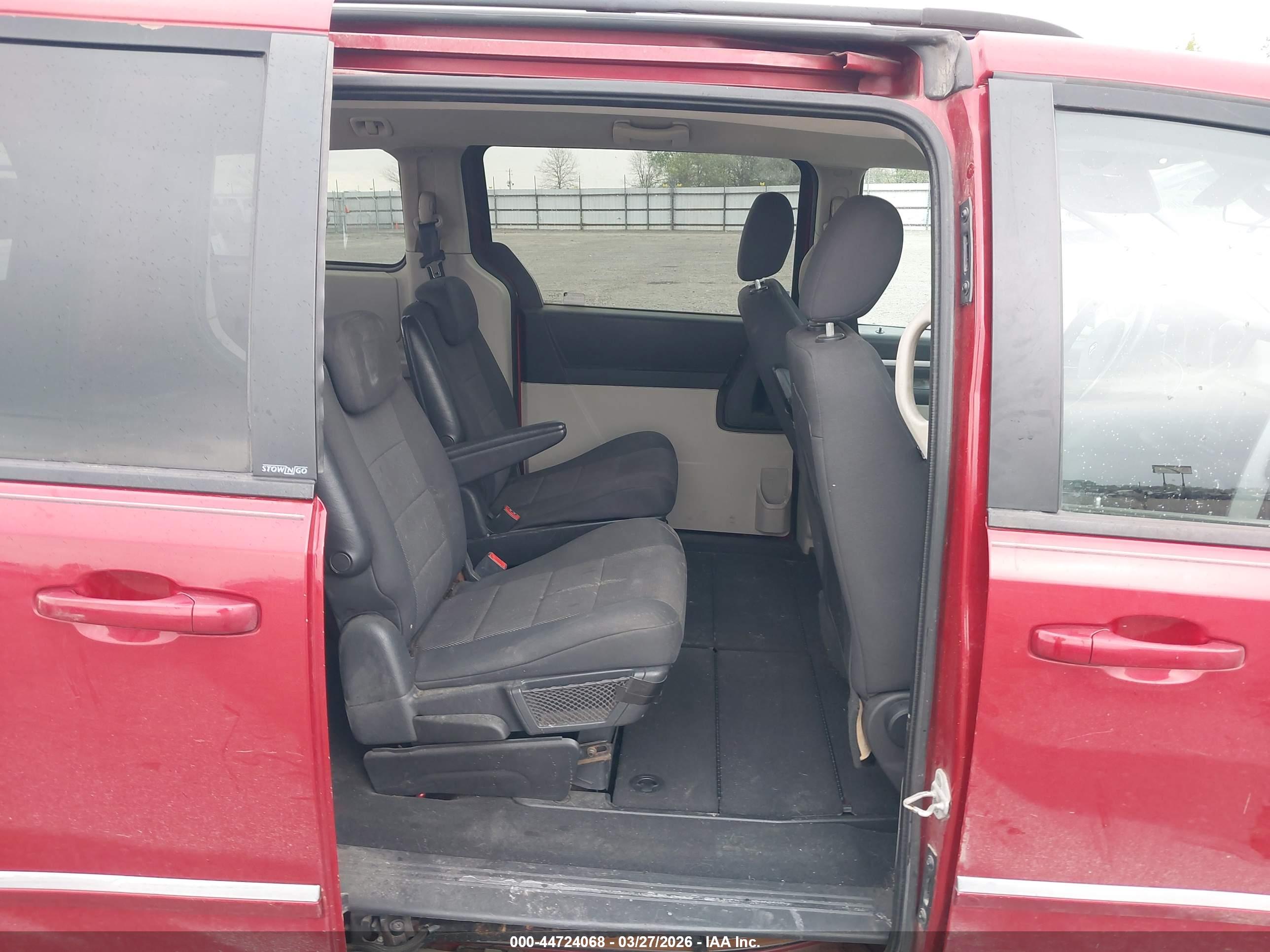 DODGE GRAND image 8