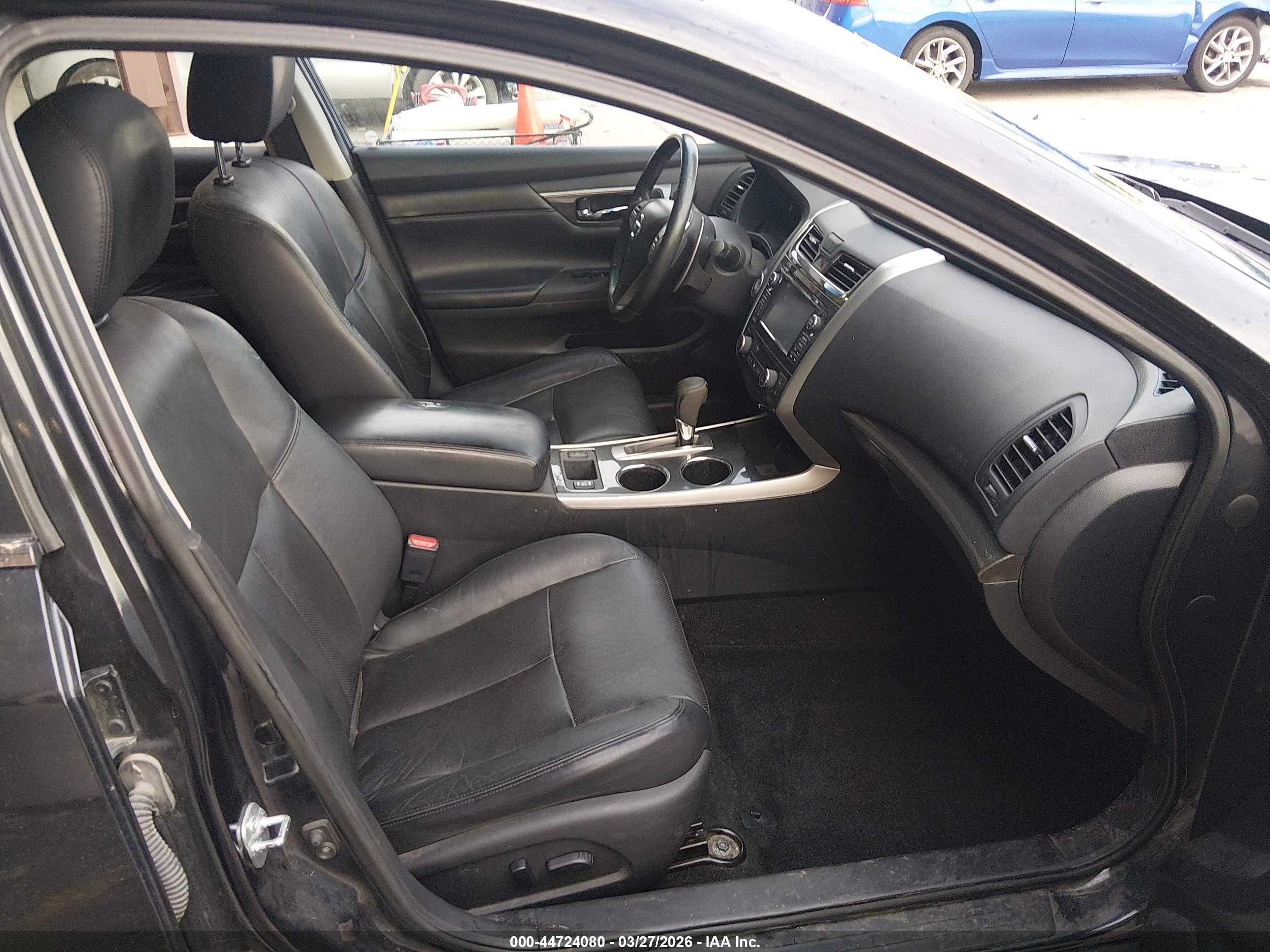 NISSAN ALTIMA image 5