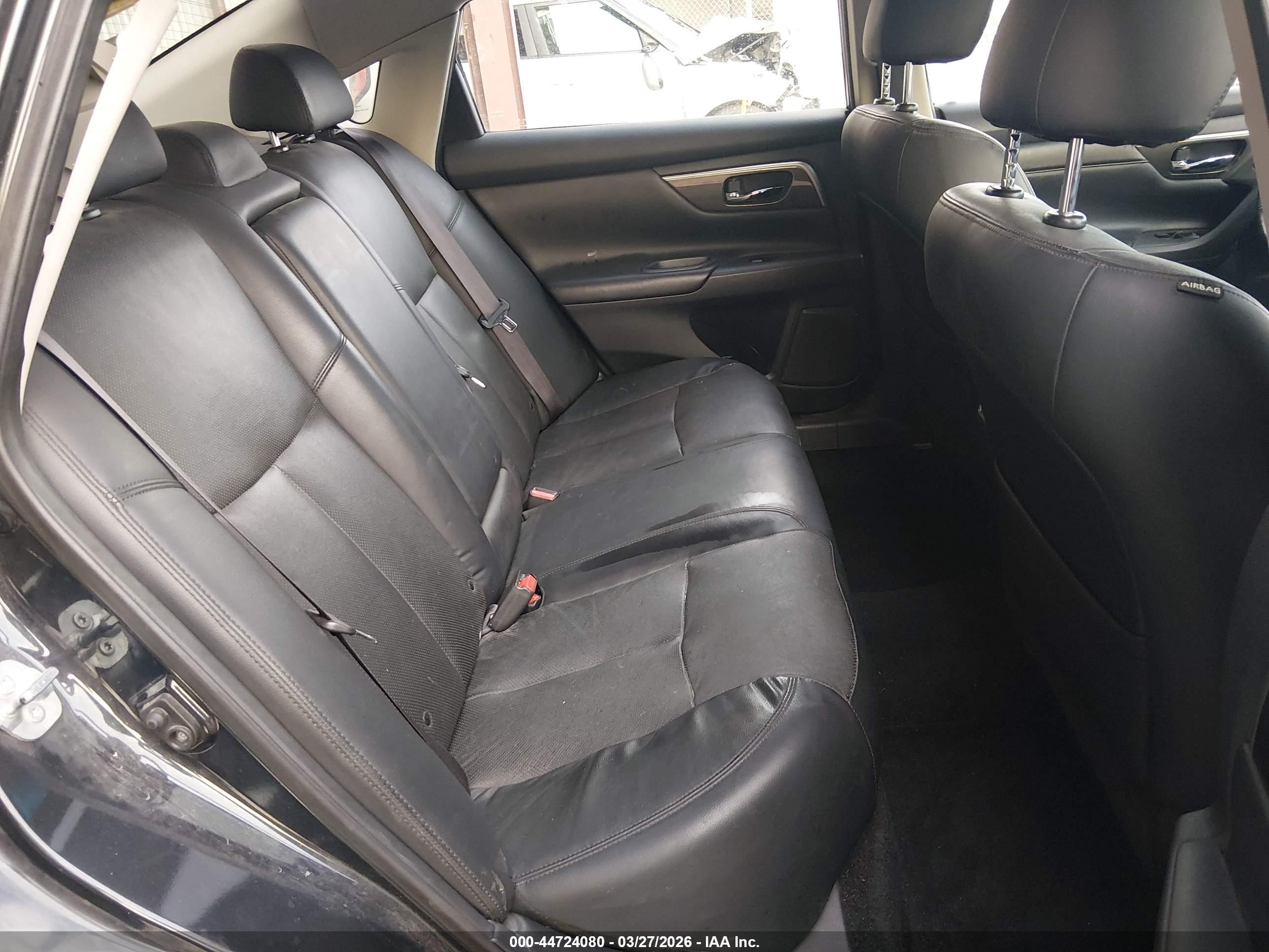 NISSAN ALTIMA image 8