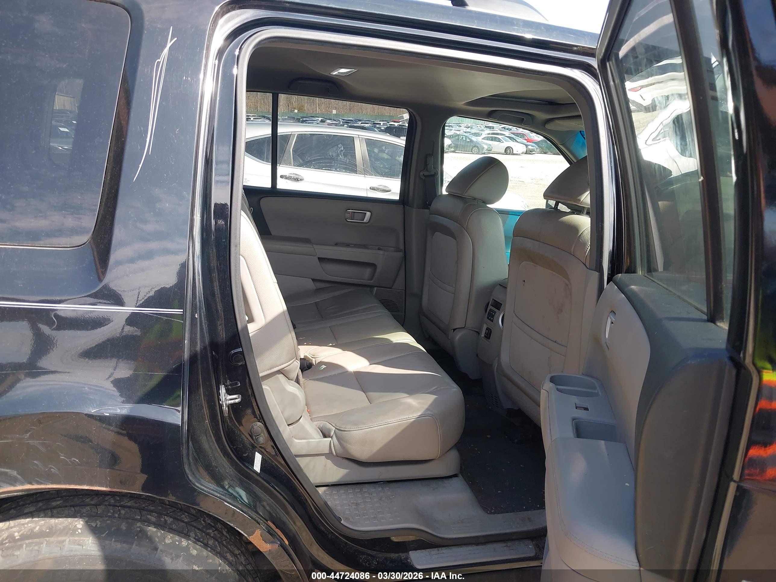 HONDA PILOT image 8
