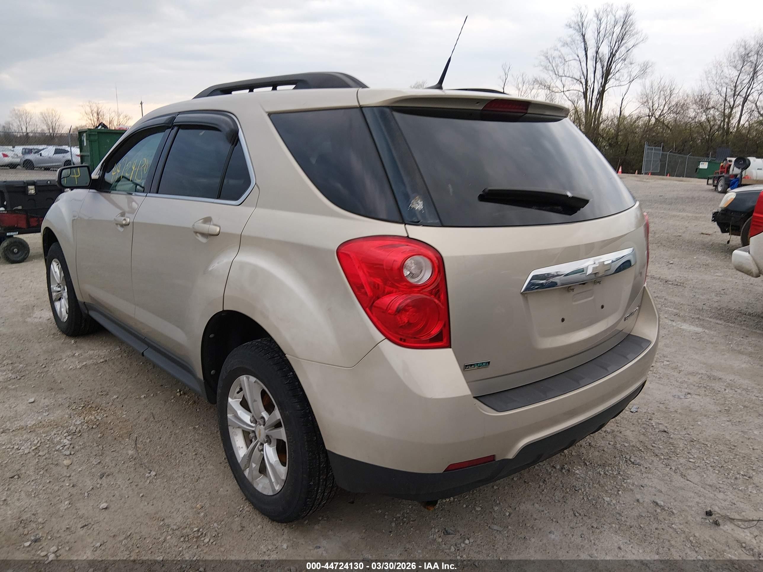 CHEVROLET EQUINOX image 3