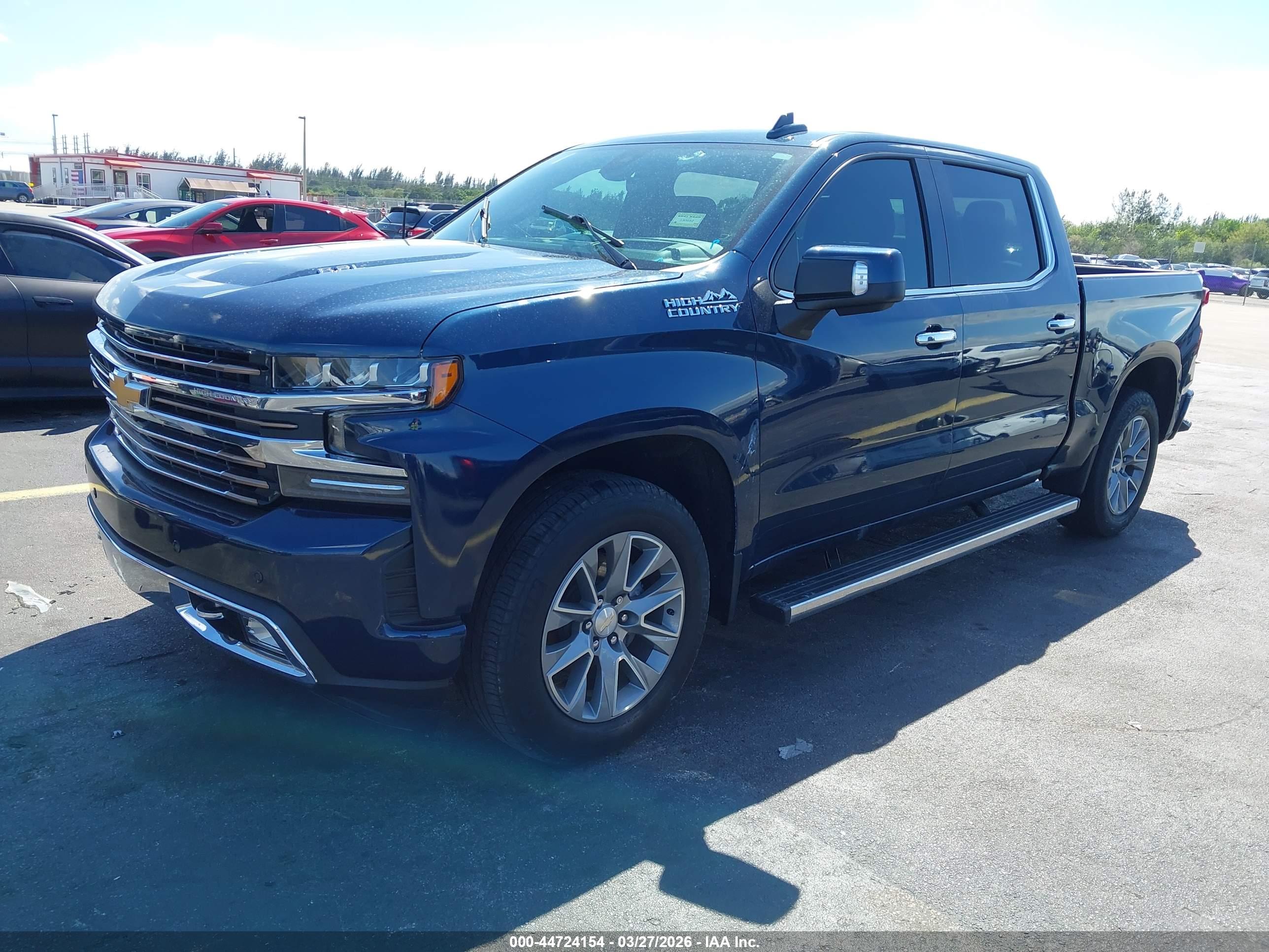 CHEVROLET SILVERADO image 2