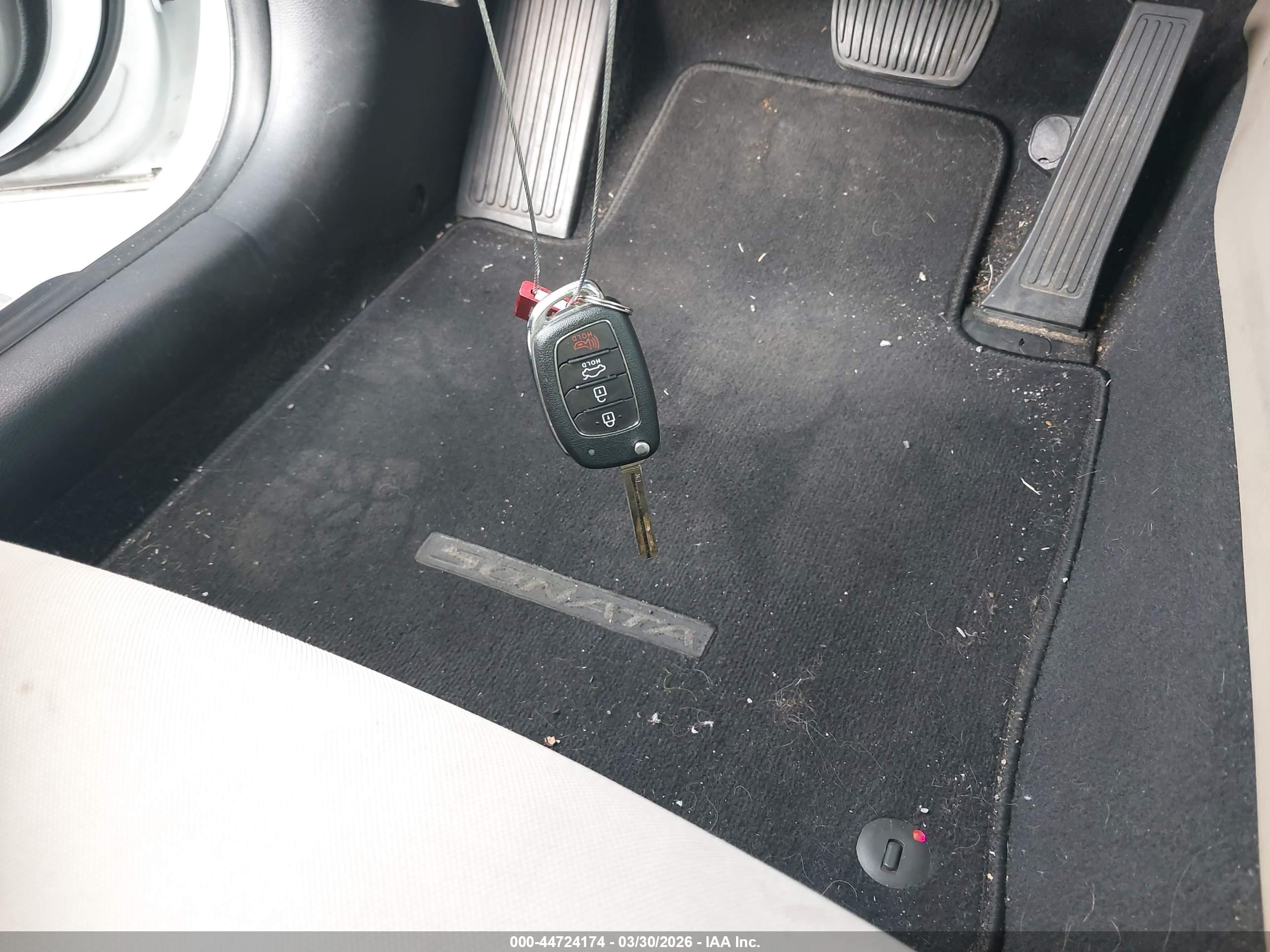 HYUNDAI SONATA image 11